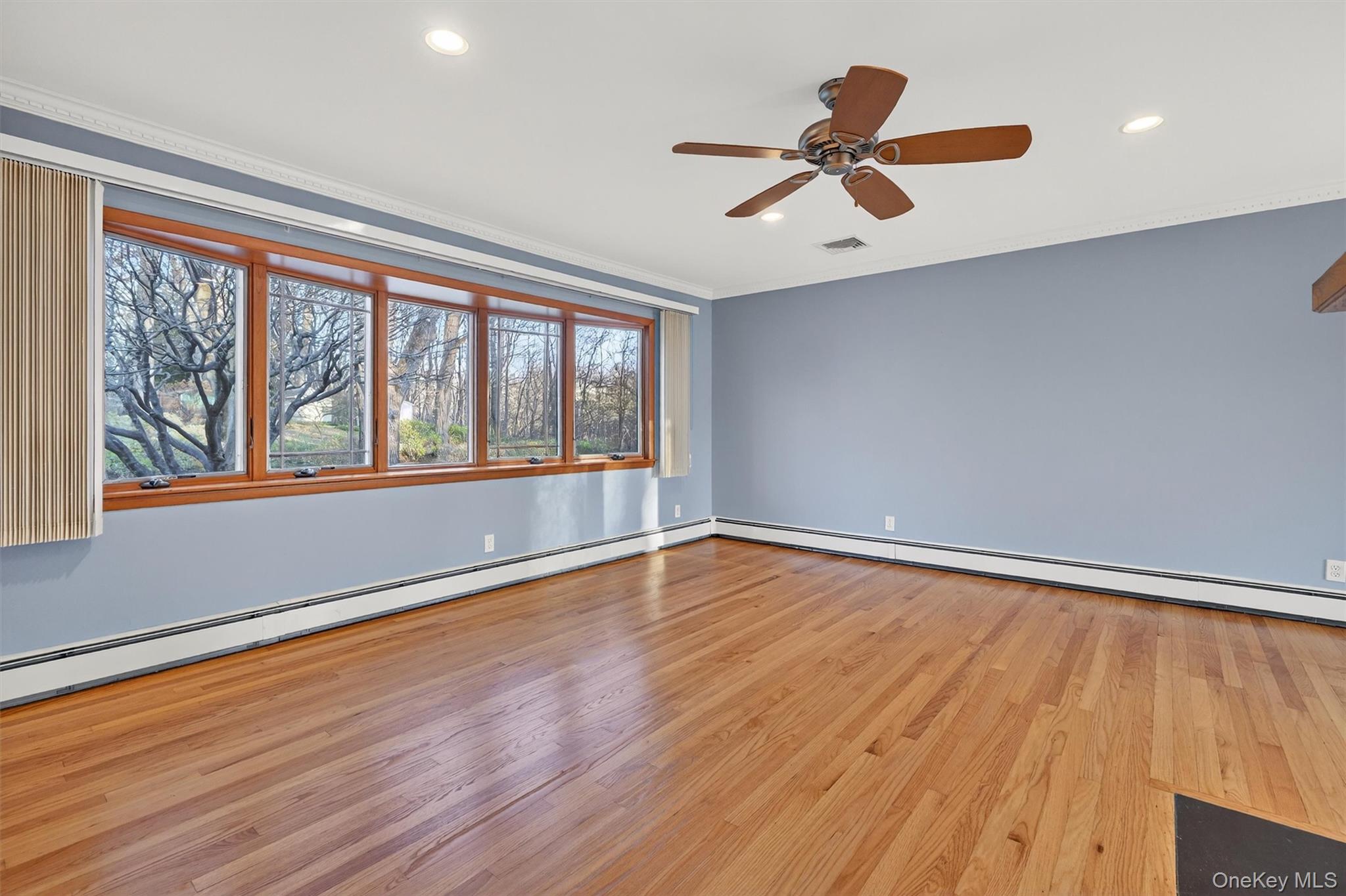 350 Spring Street Property Photo 7