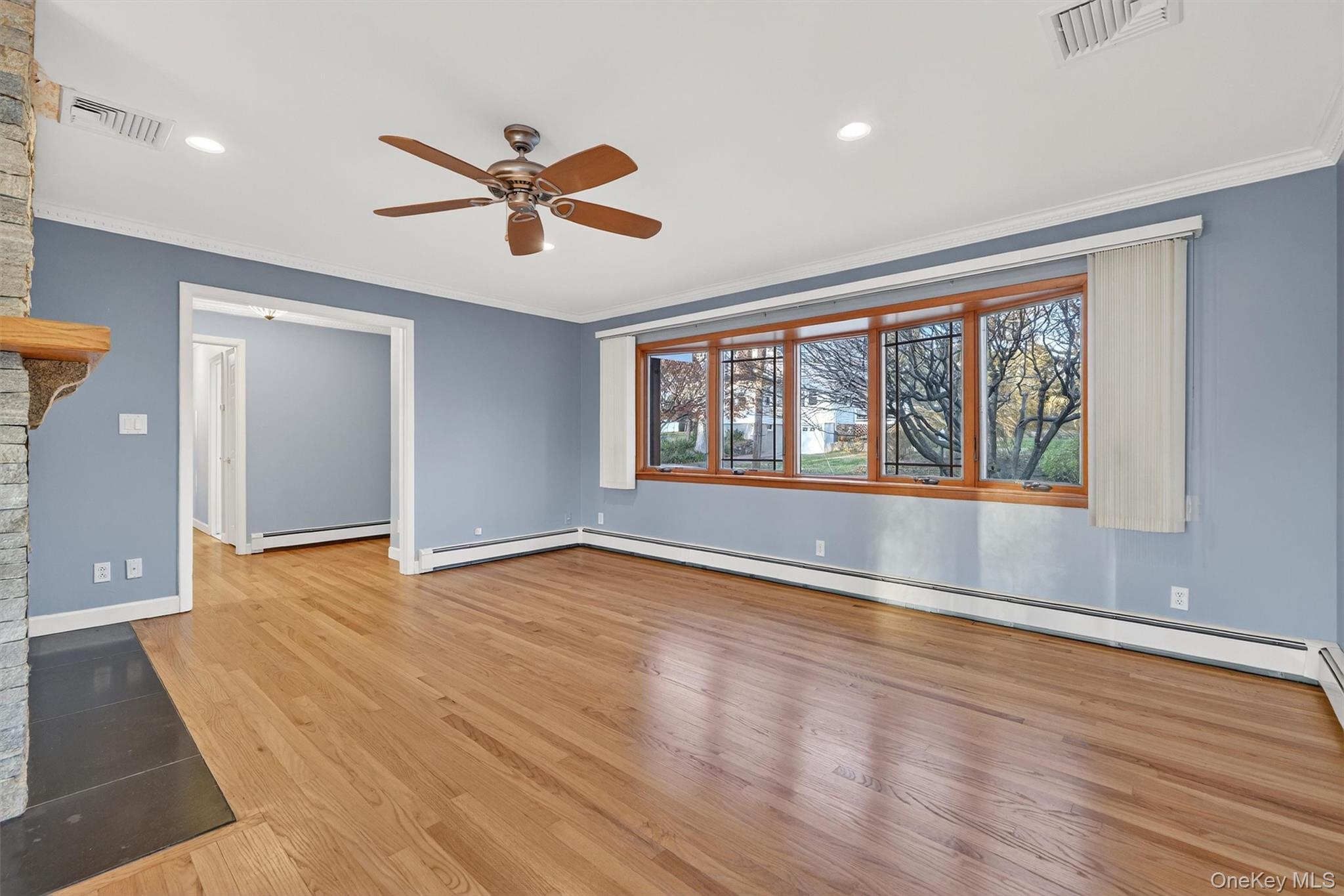 350 Spring Street Property Photo 11