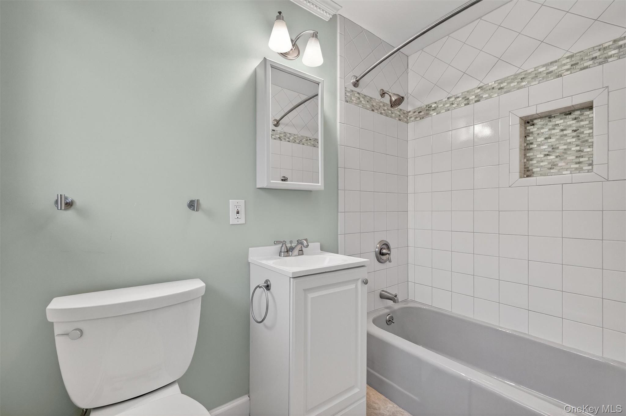 350 Spring Street Property Photo 22