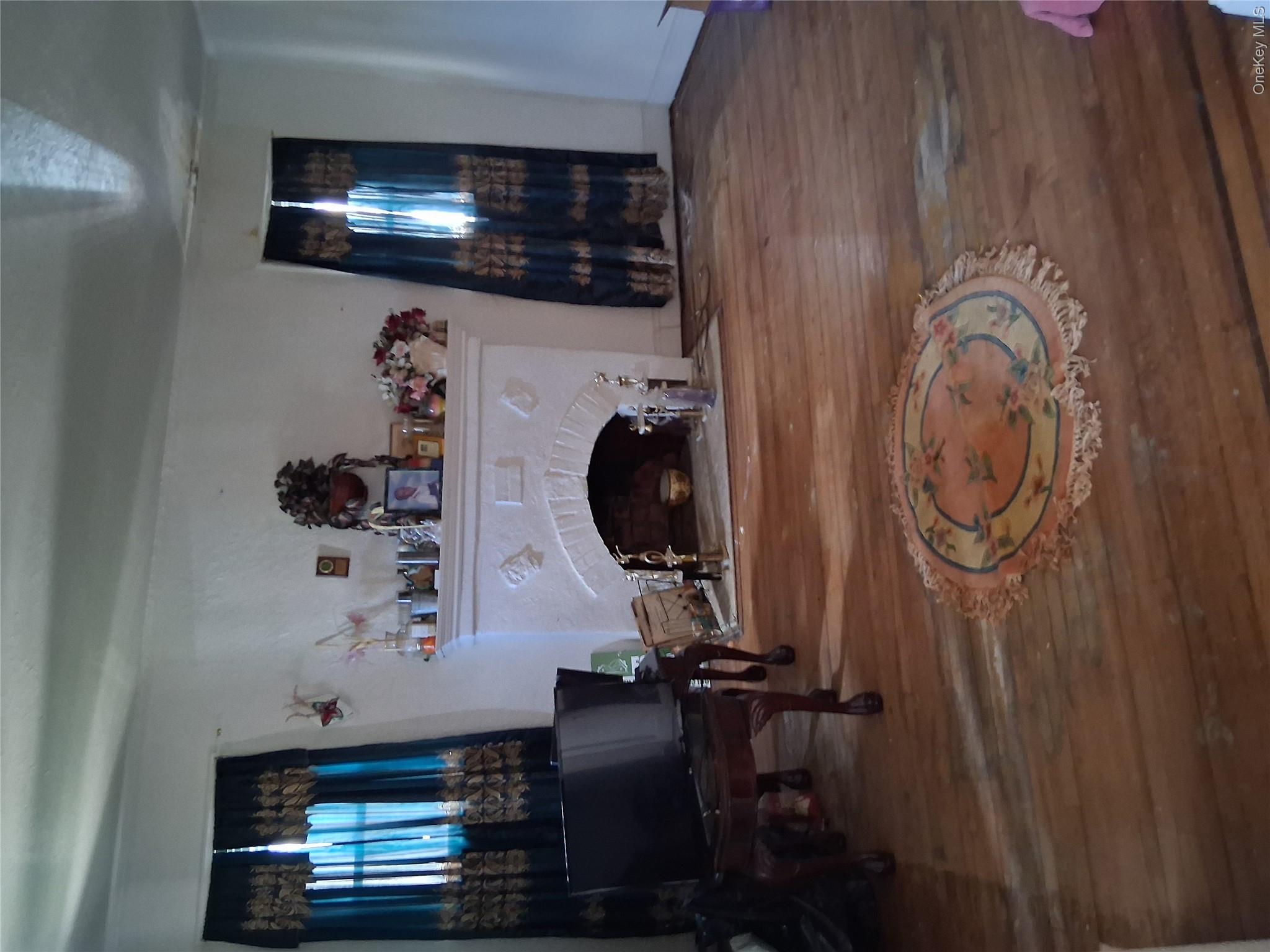139-23 230th Street Property Photo 3