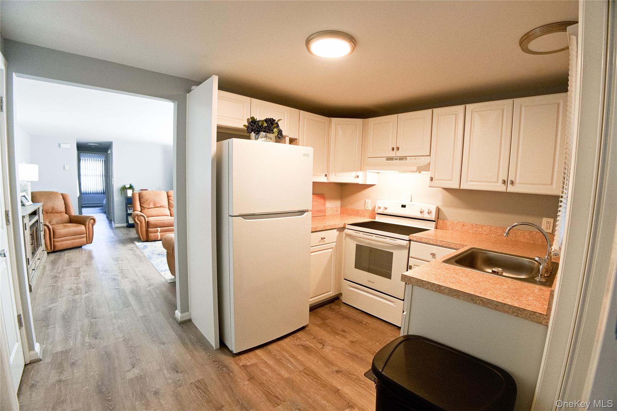 65a Village Green Circle Property Photo 3