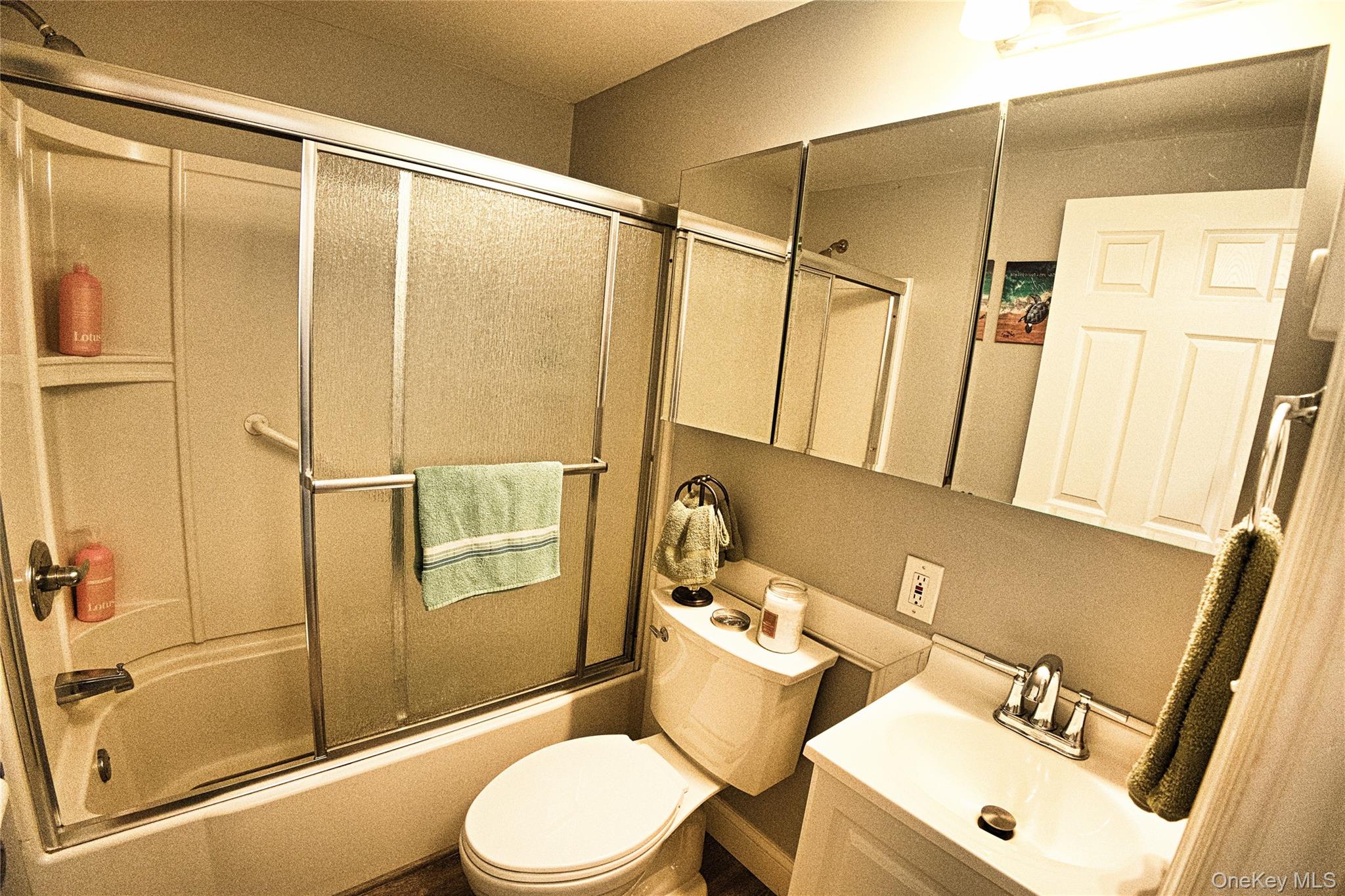 65a Village Green Circle Property Photo 4