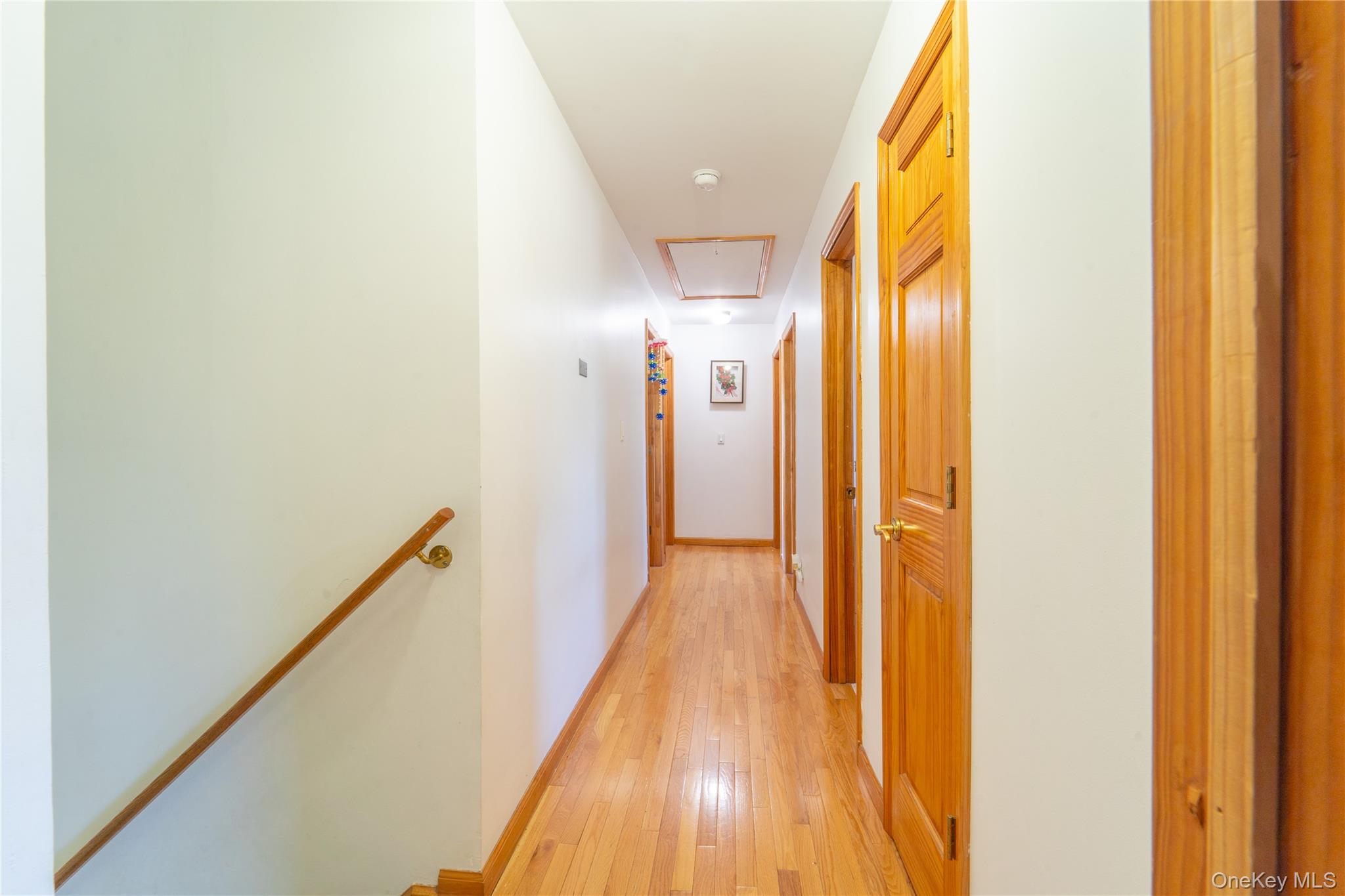 220 Jerusalem Avenue Property Photo 20