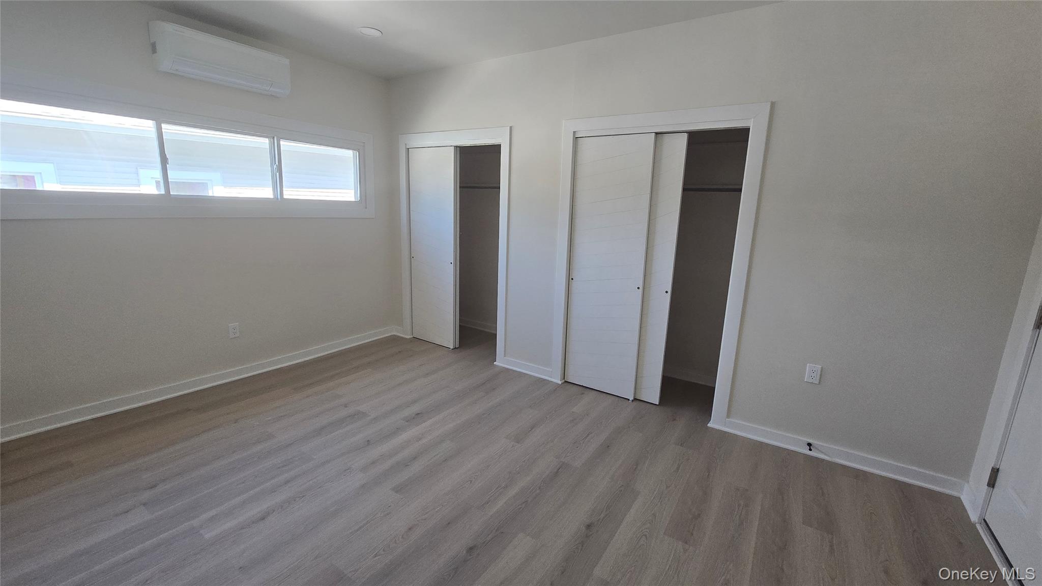 48 S Clinton Street Property Photo 6