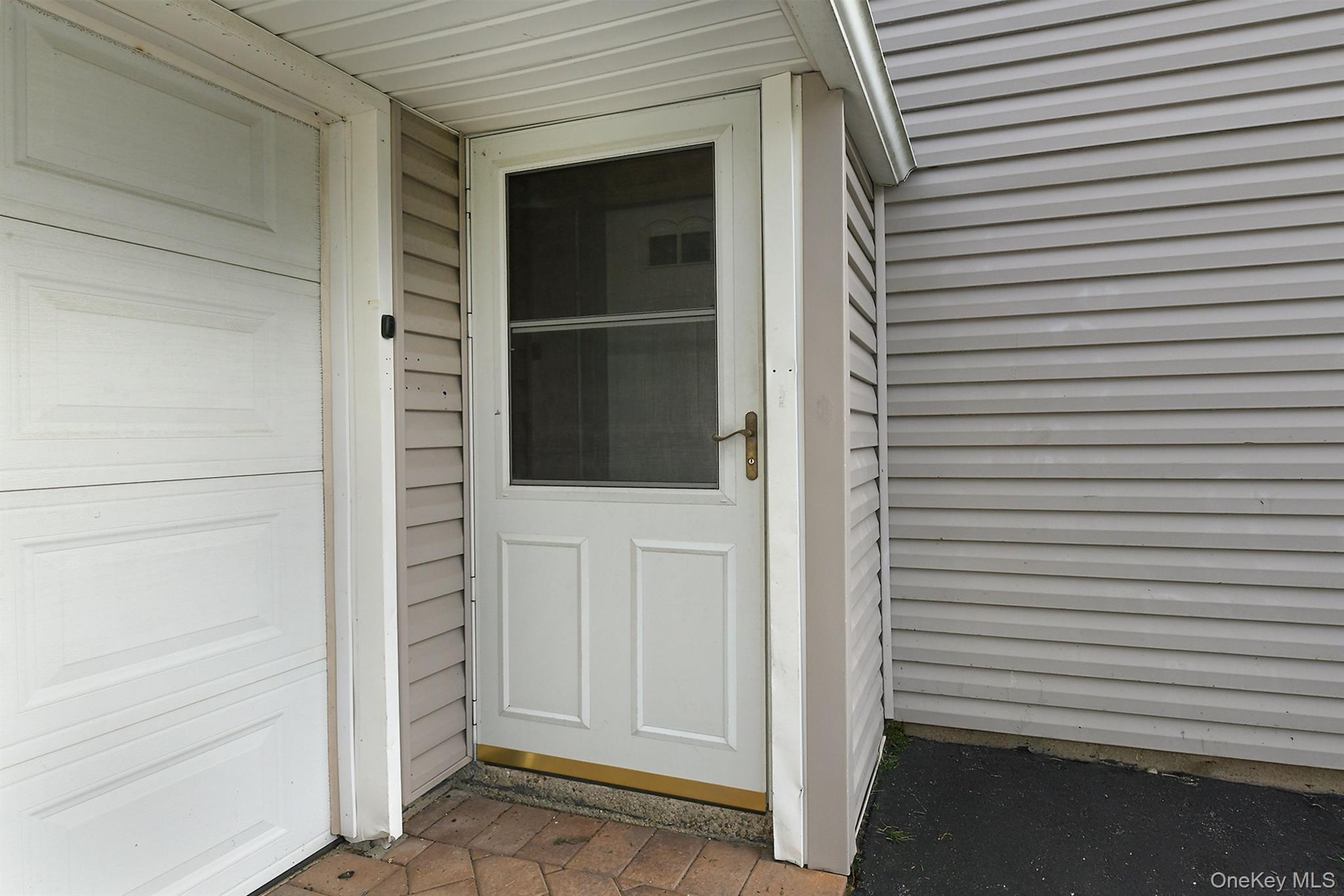 139 Horn Lane Property Photo 3