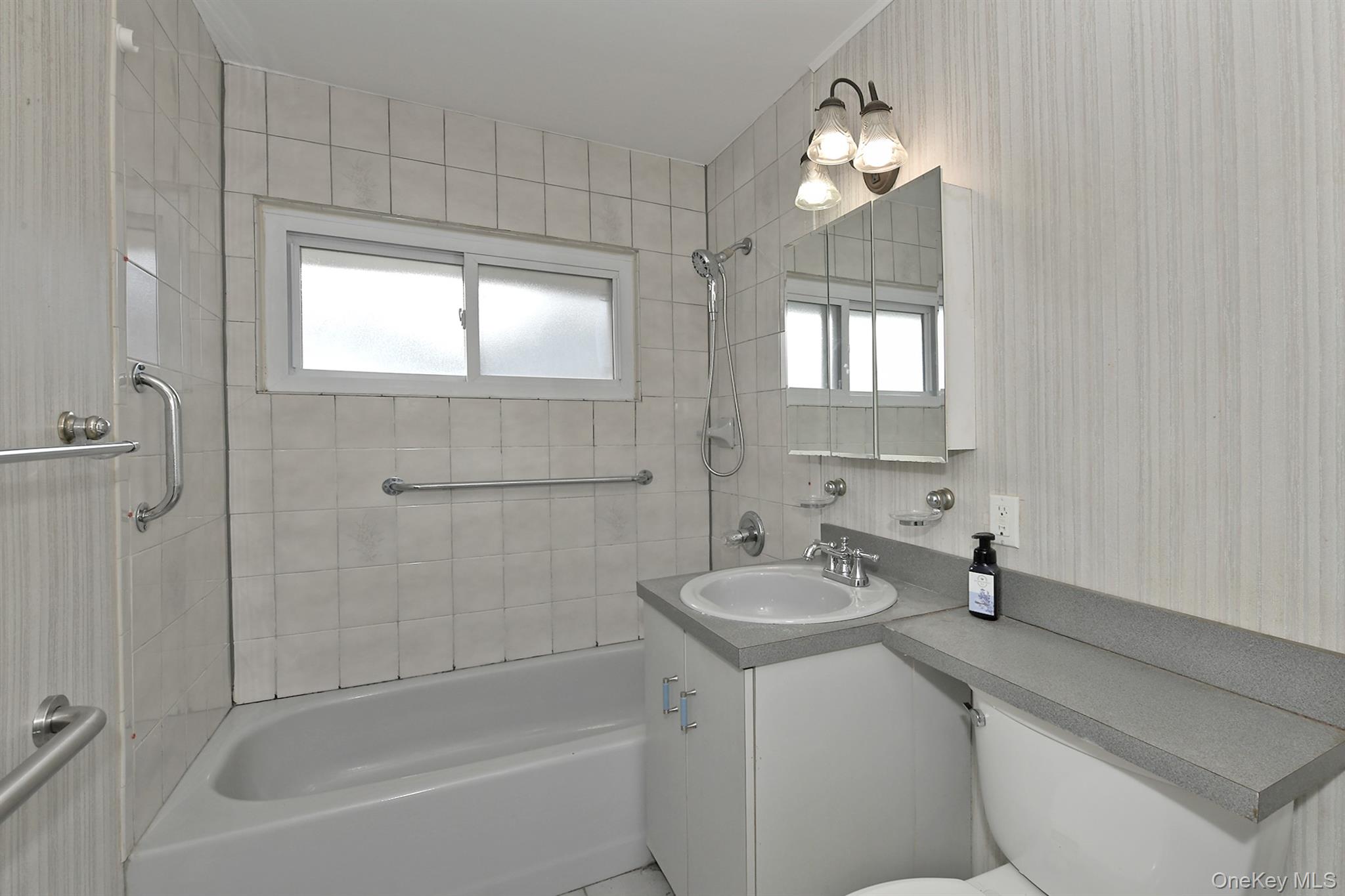 139 Horn Lane Property Photo 14