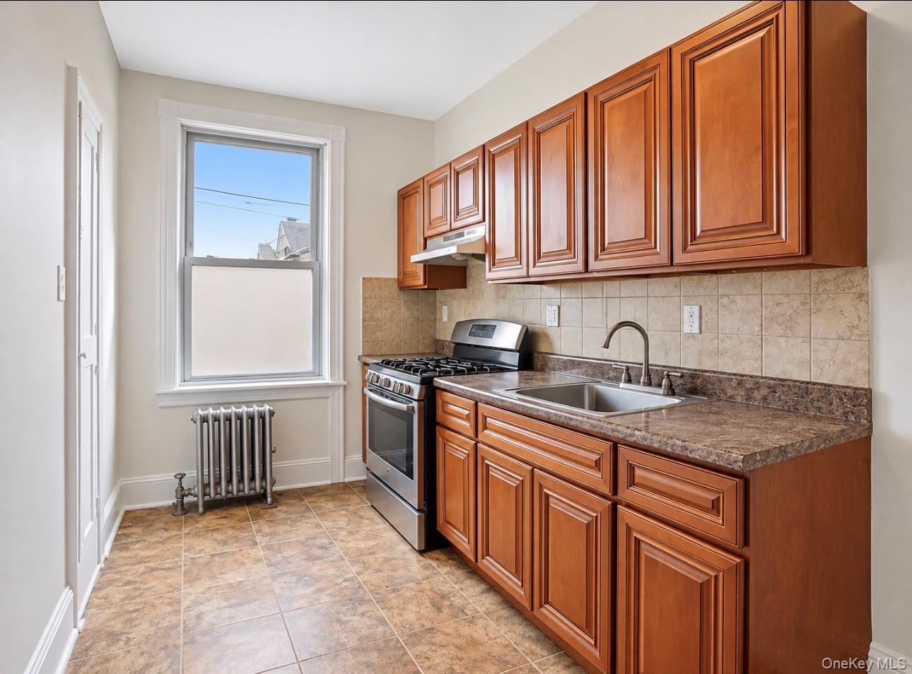 72-07 73rd Street 1r Property Photo 4