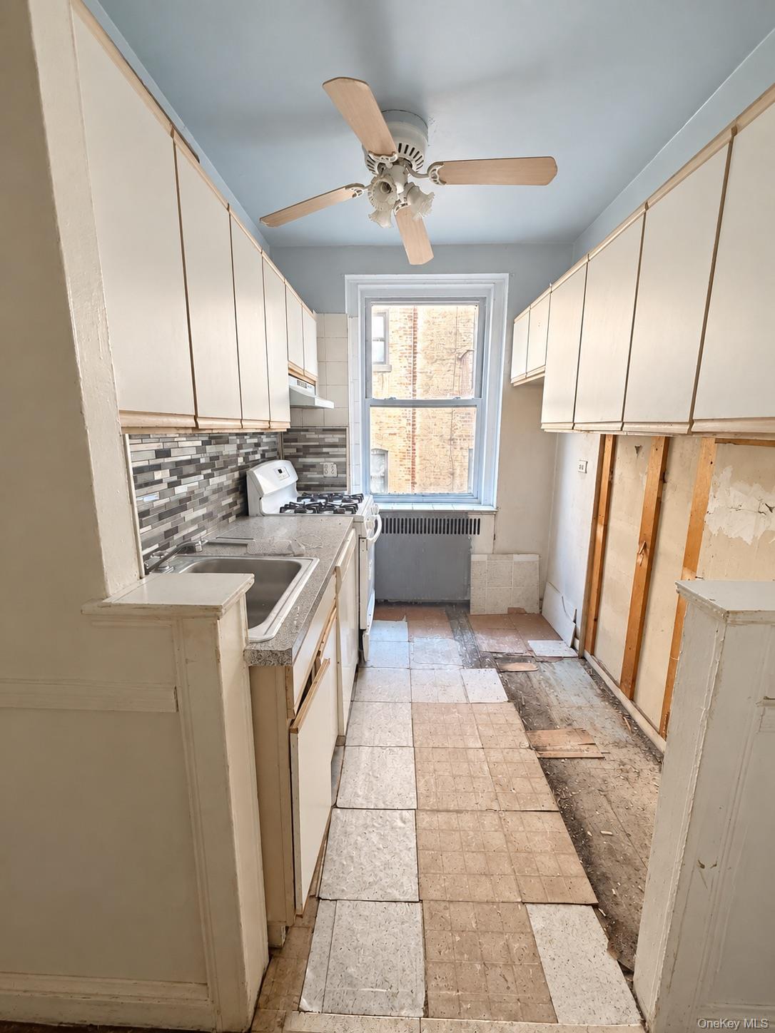 2160 Bronx Park Park 3b Property Photo 5