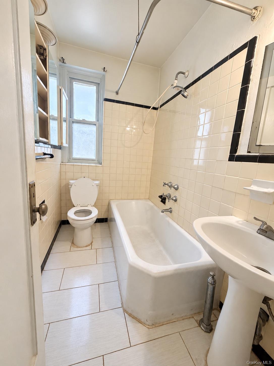 2160 Bronx Park Park 3b Property Photo 7