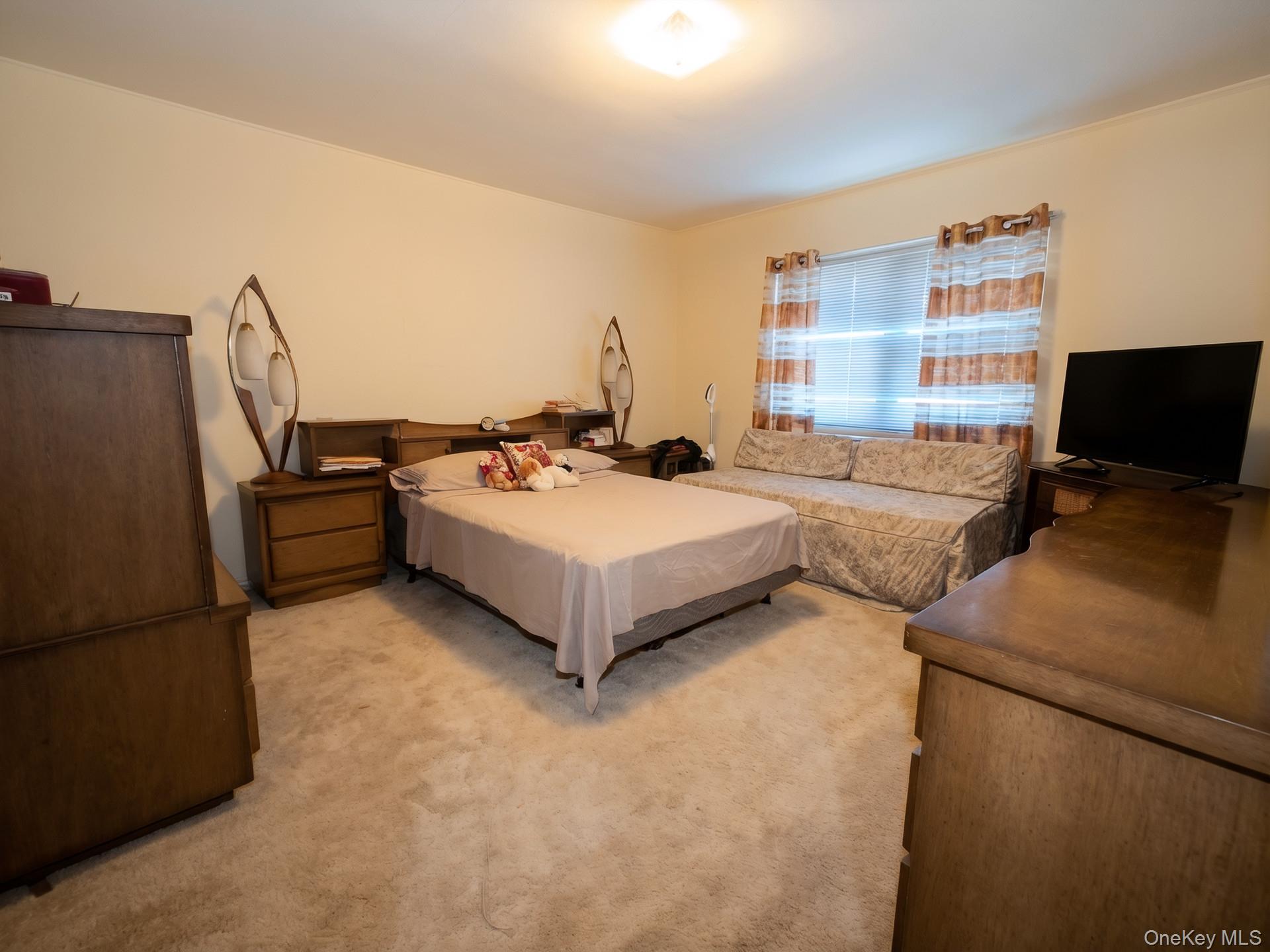 1439 Schenectady Avenue Property Photo 8