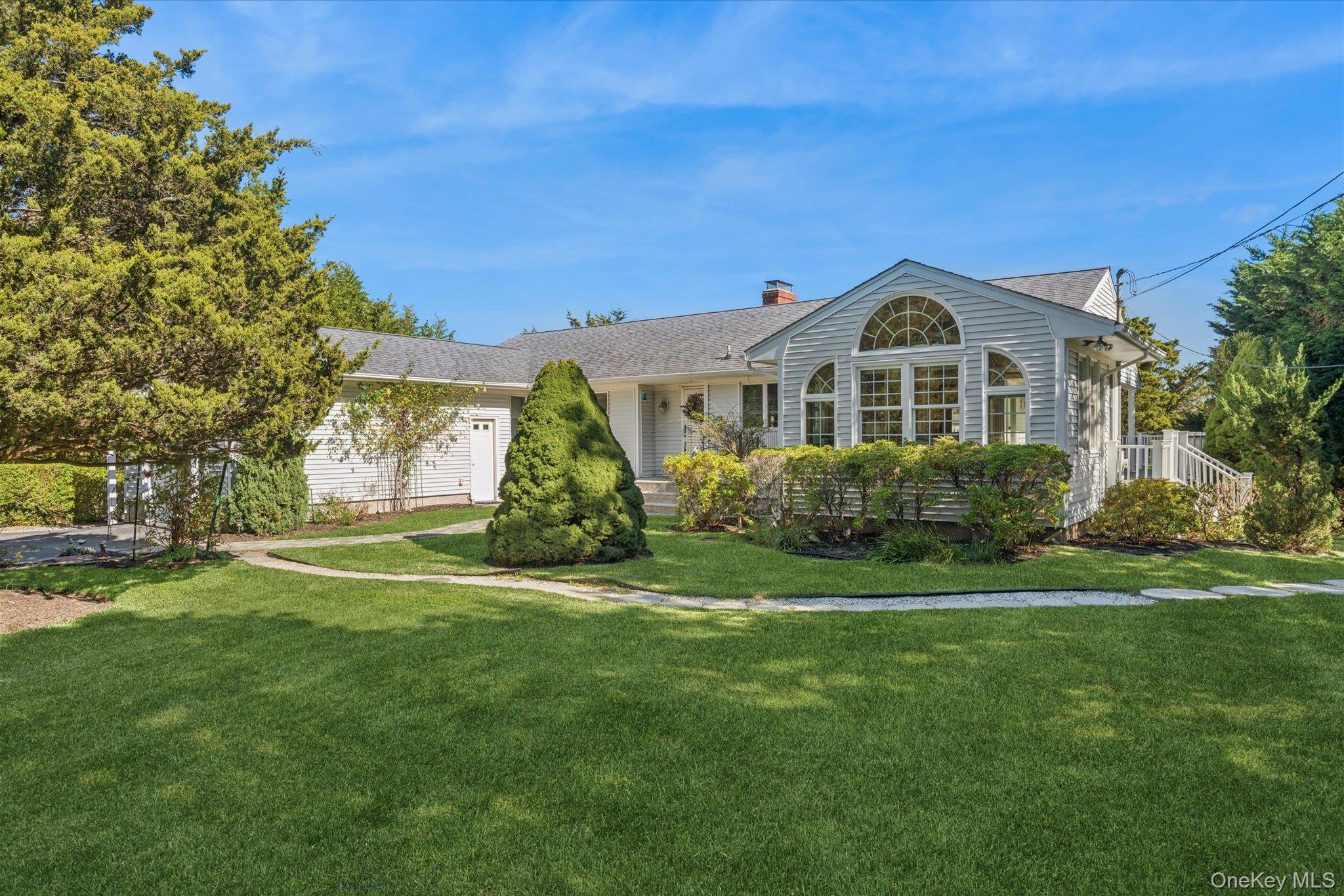 2025 Little Peconic Bay Lane Property Photo 3