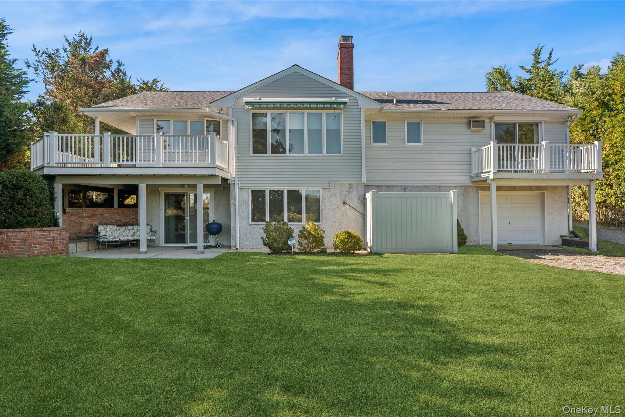 2025 Little Peconic Bay Lane Property Photo 4