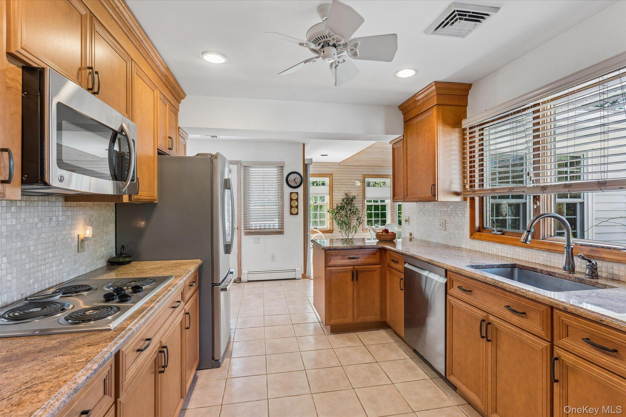 2025 Little Peconic Bay Lane Property Photo 6