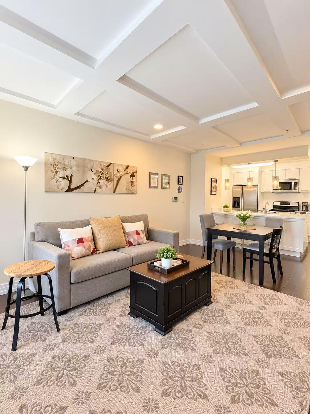 6405 Yellowstone Boulevard Ph502 Property Photo 3
