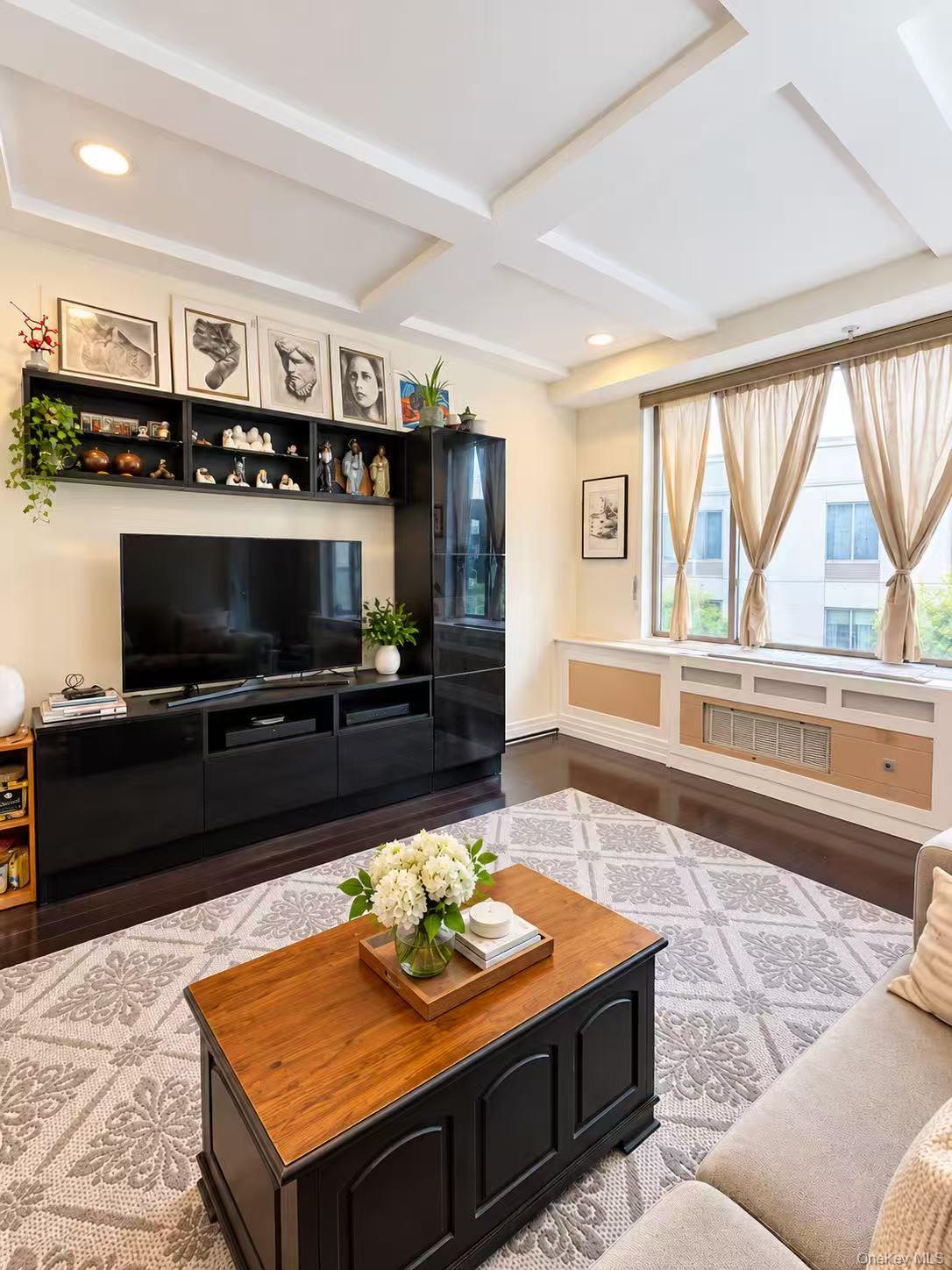 6405 Yellowstone Boulevard Ph502 Property Photo 4