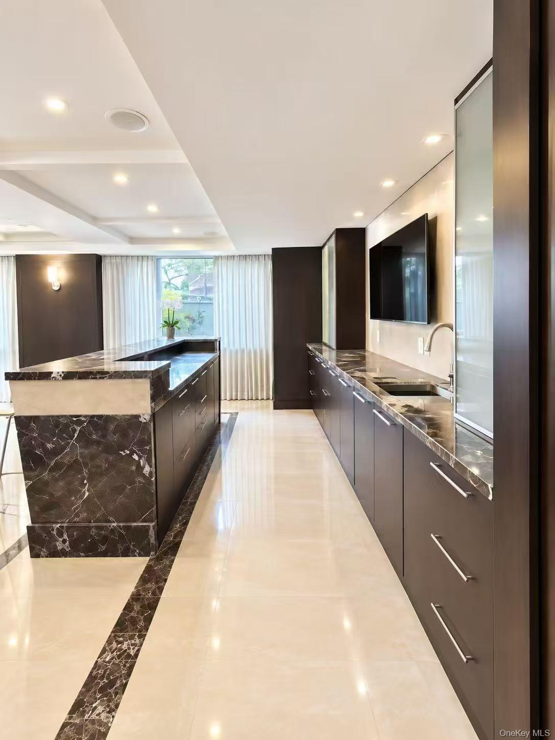 6405 Yellowstone Boulevard Ph502 Property Photo 19