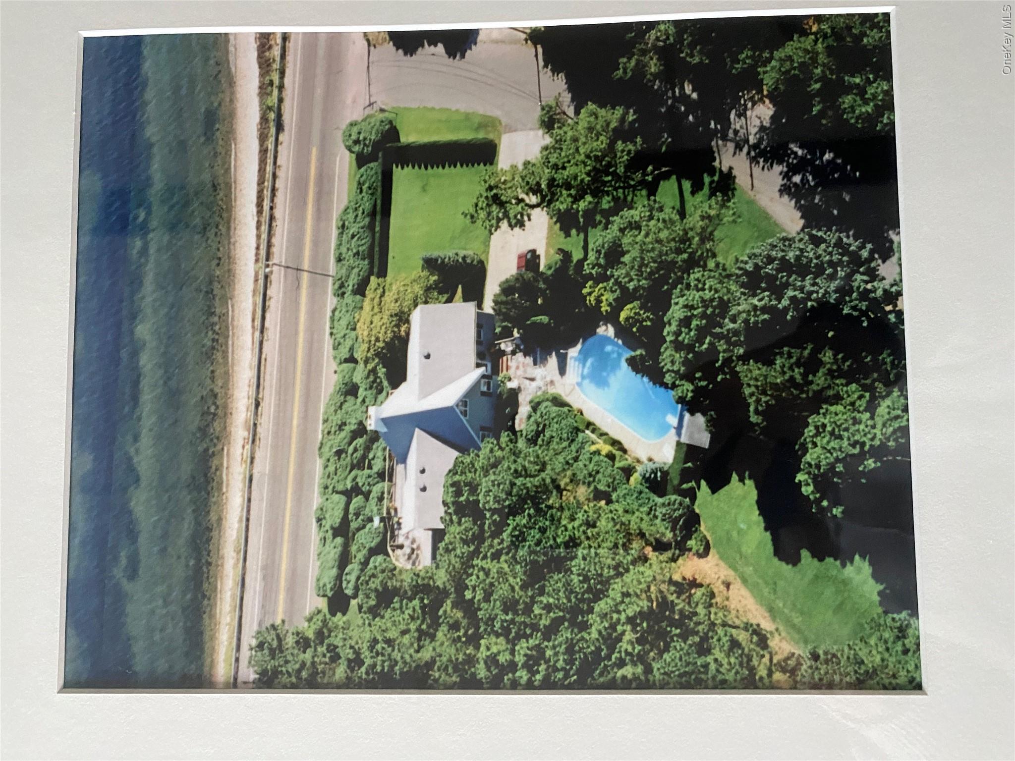 2 W Hillover Road Property Photo 1