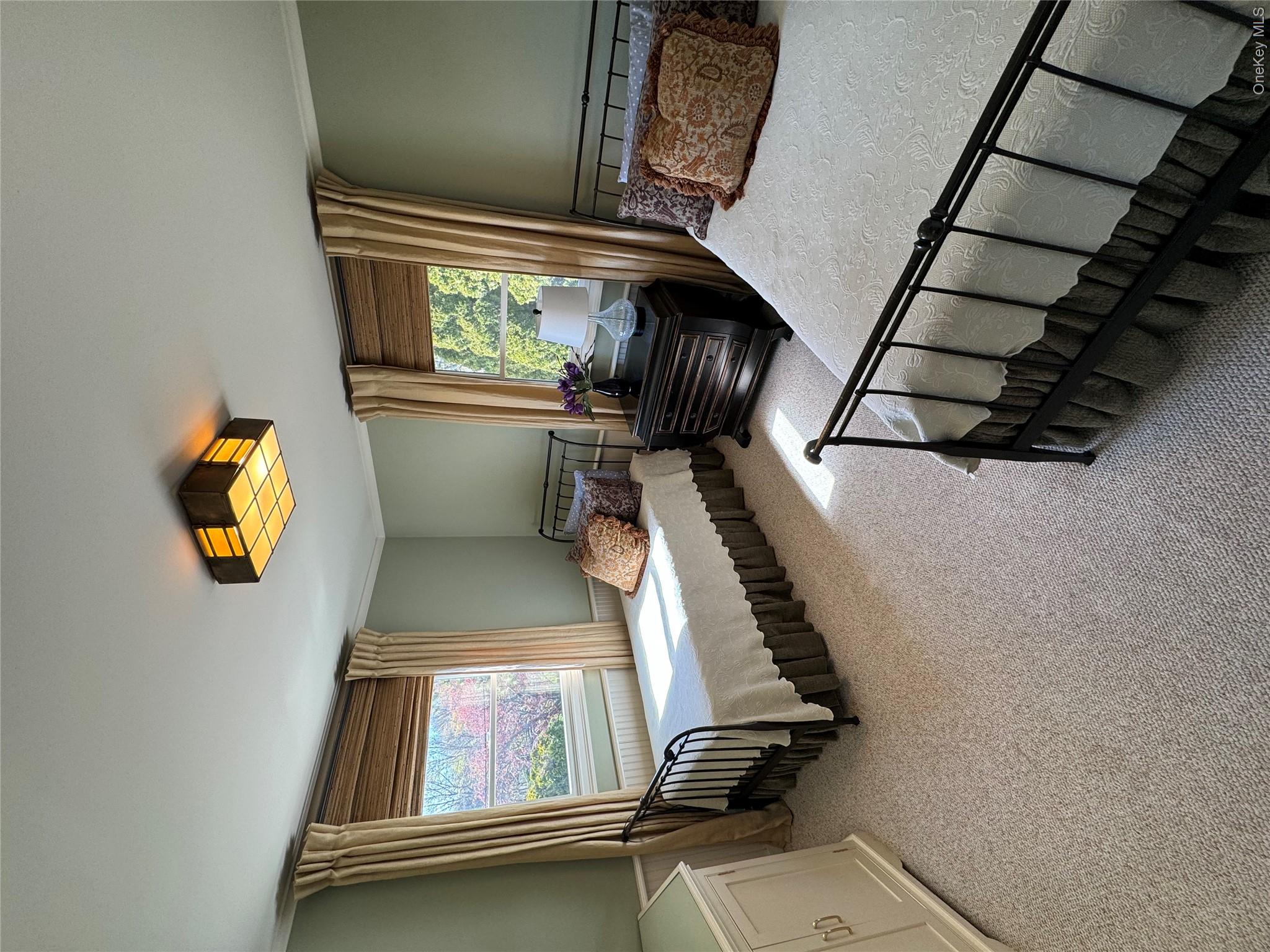 2 W Hillover Road Property Photo 19