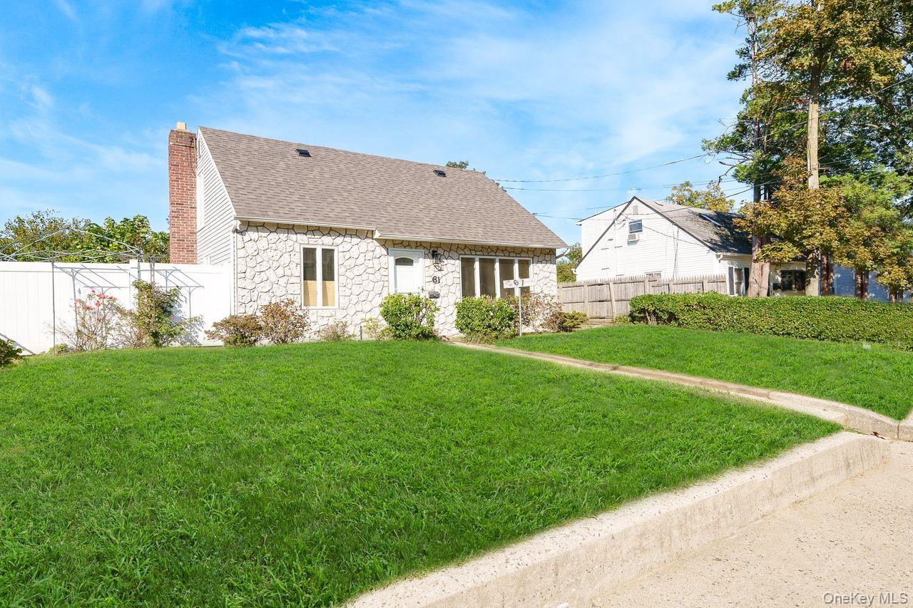 61 Parkway Boulevard Property Photo 1