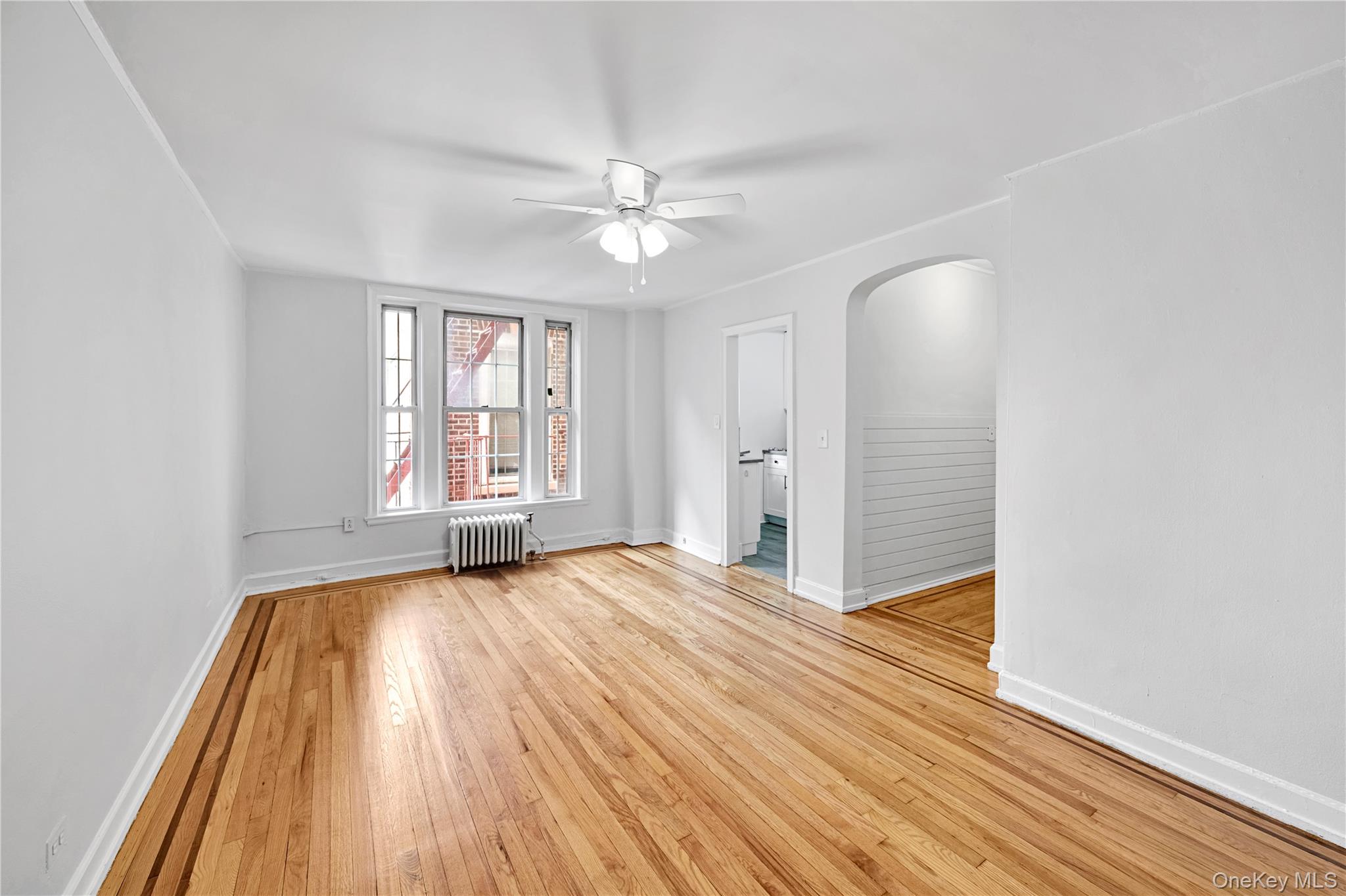 208 Centre Avenue 3k Property Photo 12