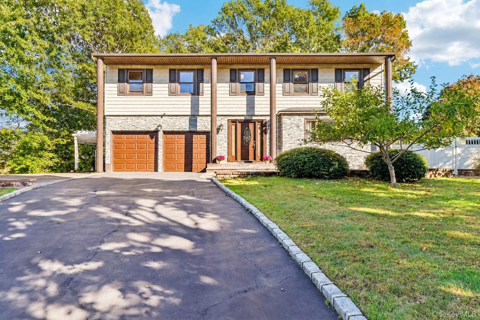 81 Twin Oaks Drive Property Photo 1
