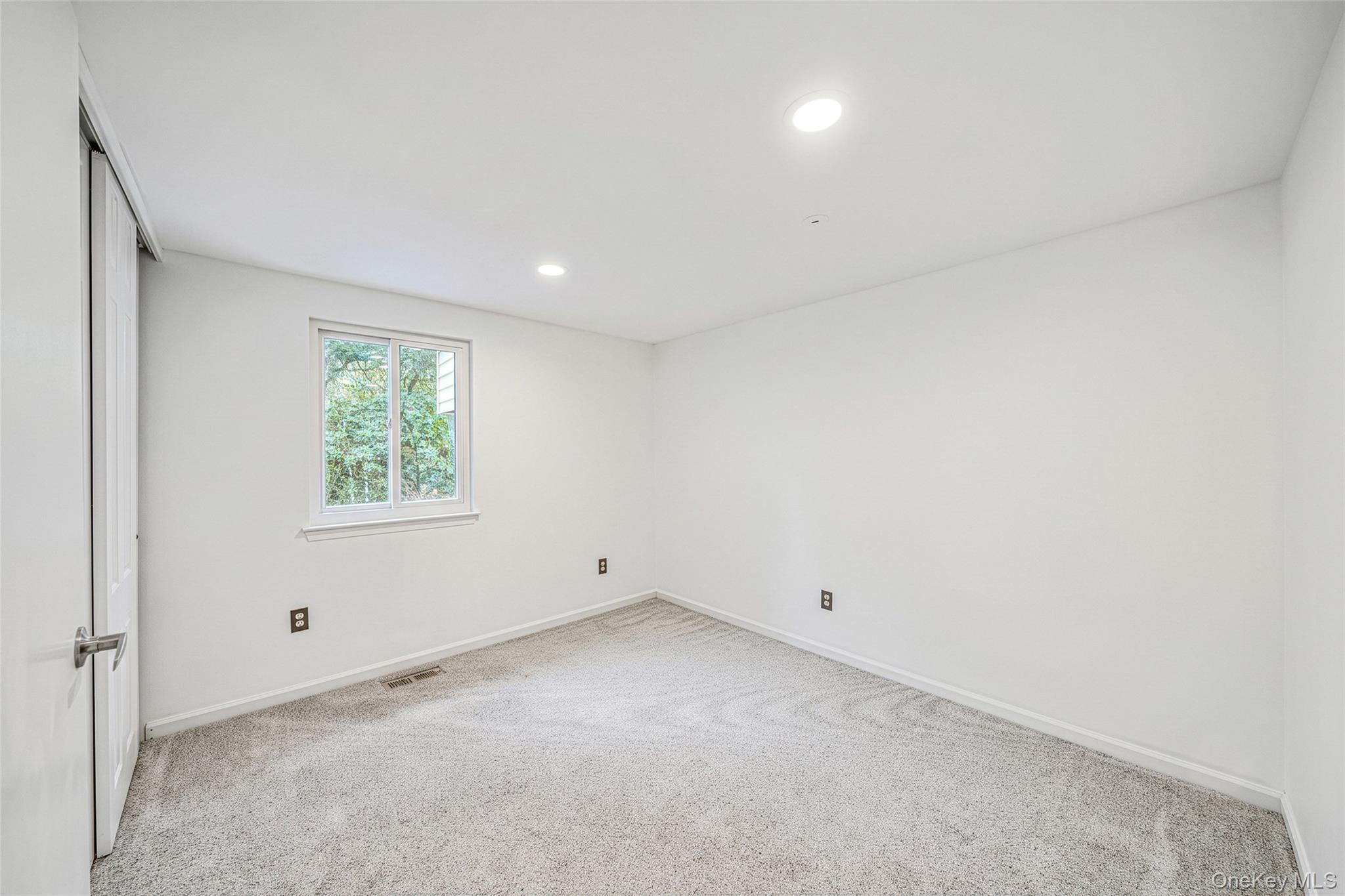 740 Blue Ridge Drive Property Photo 16