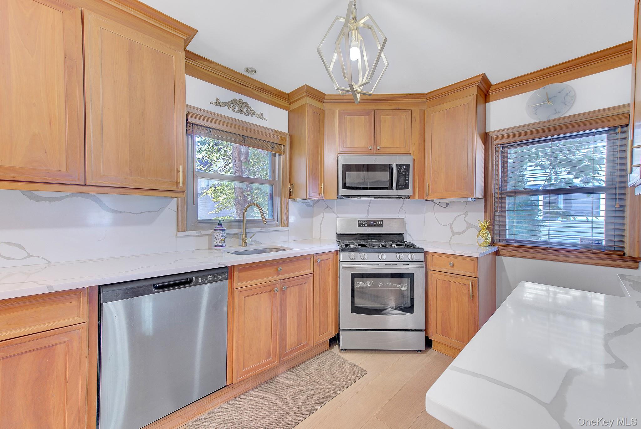 258 Rider Avenue Property Photo 11