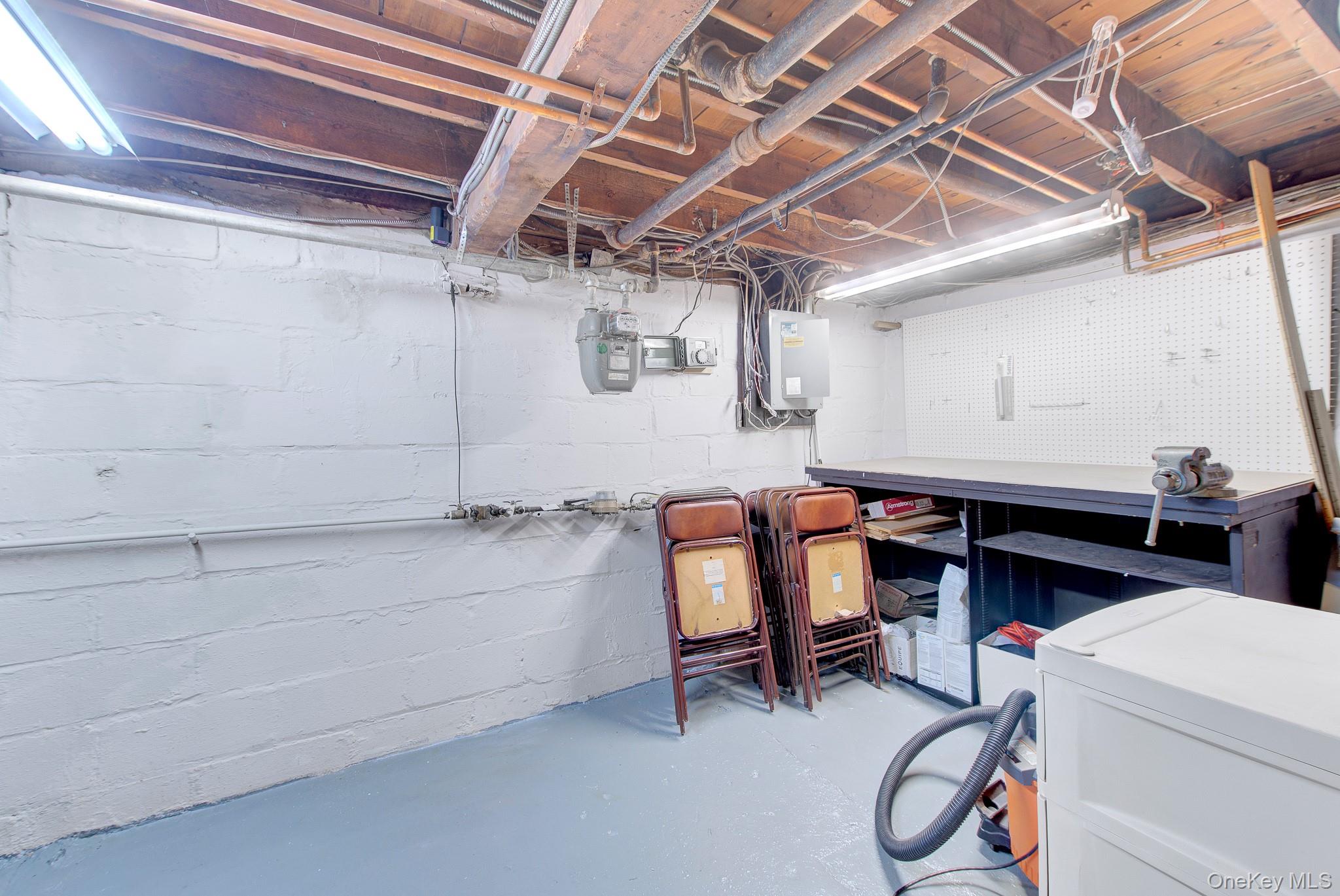 258 Rider Avenue Property Photo 28