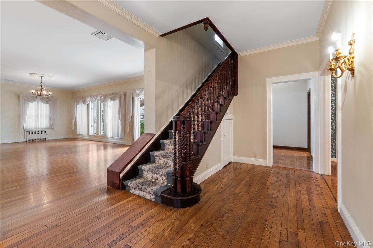 363 Oak Avenue Property Photo 6