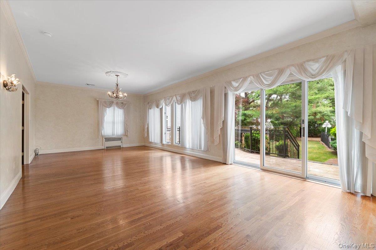 363 Oak Avenue Property Photo 7