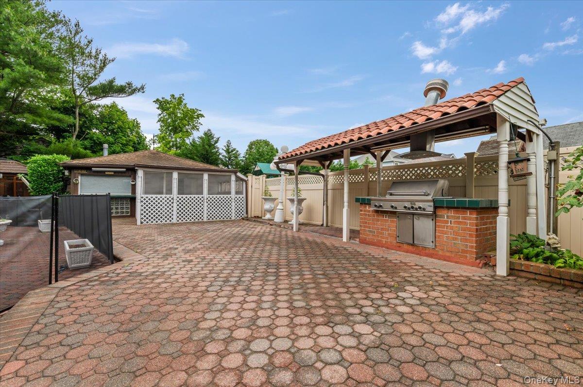 363 Oak Avenue Property Photo 20
