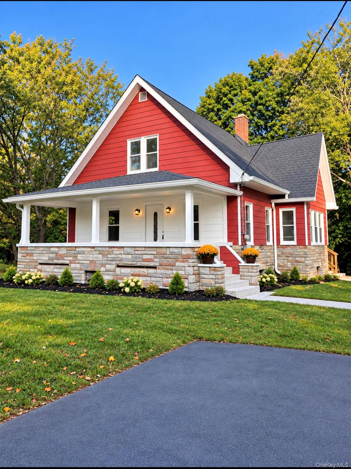 100 Rock Cut Road Property Photo 1