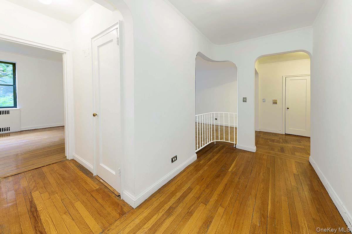 3015 Riverdale Avenue 2a Property Photo 4
