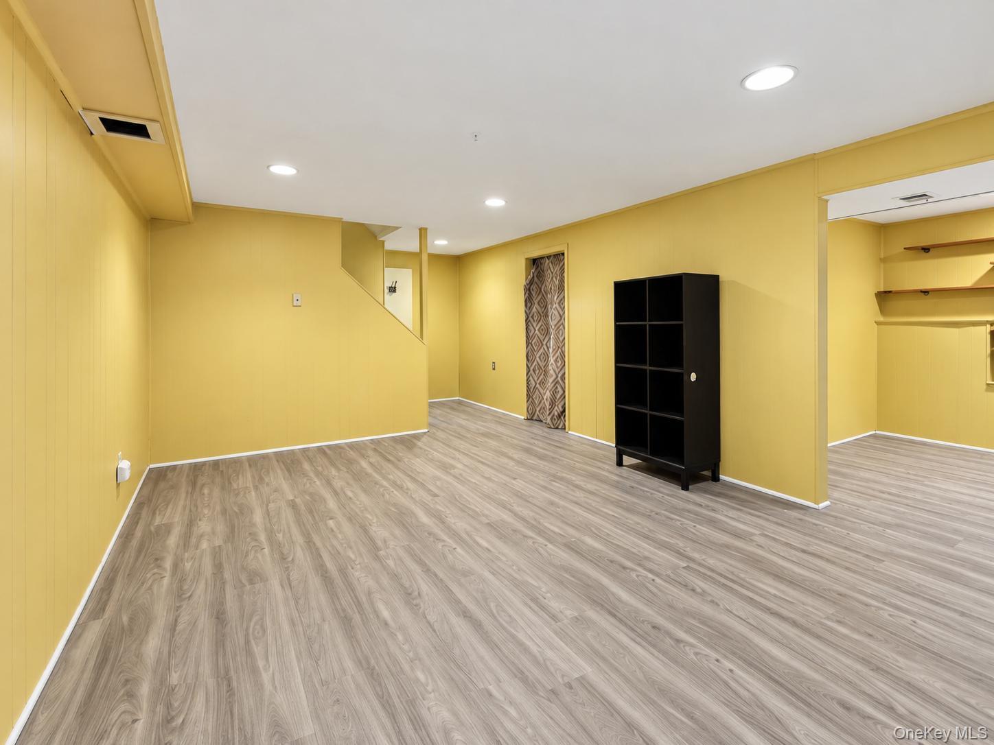 83 Treetop Circle Property Photo 16