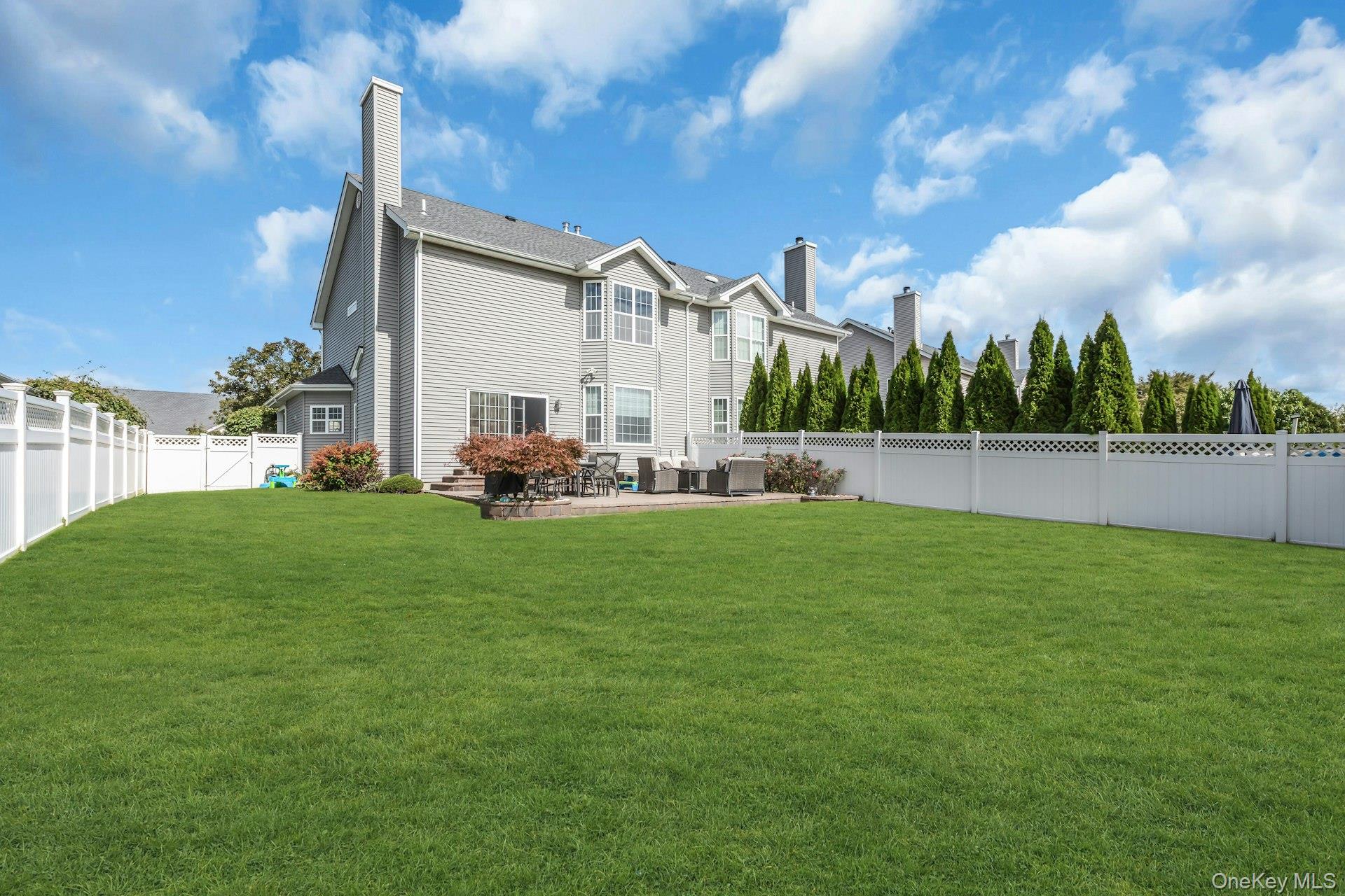 140 Rivendell Court Property Photo 28