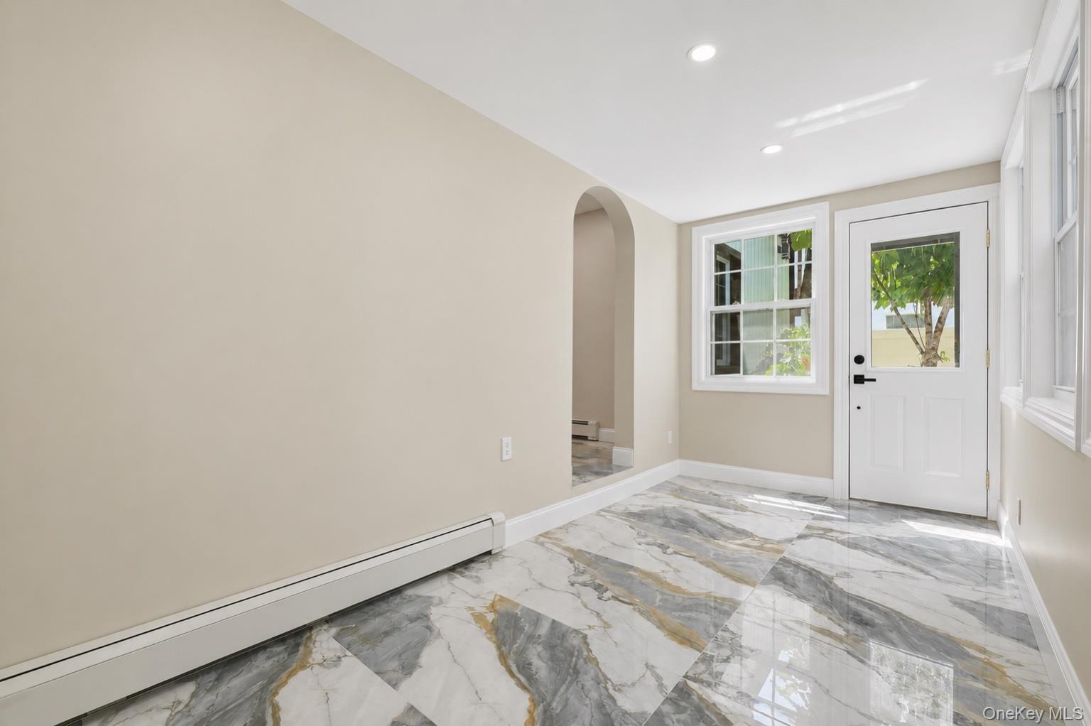 48 Flower Street Property Photo 19
