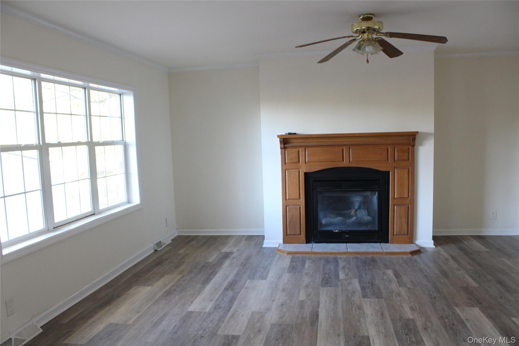 15 Curving Hill Property Photo 6
