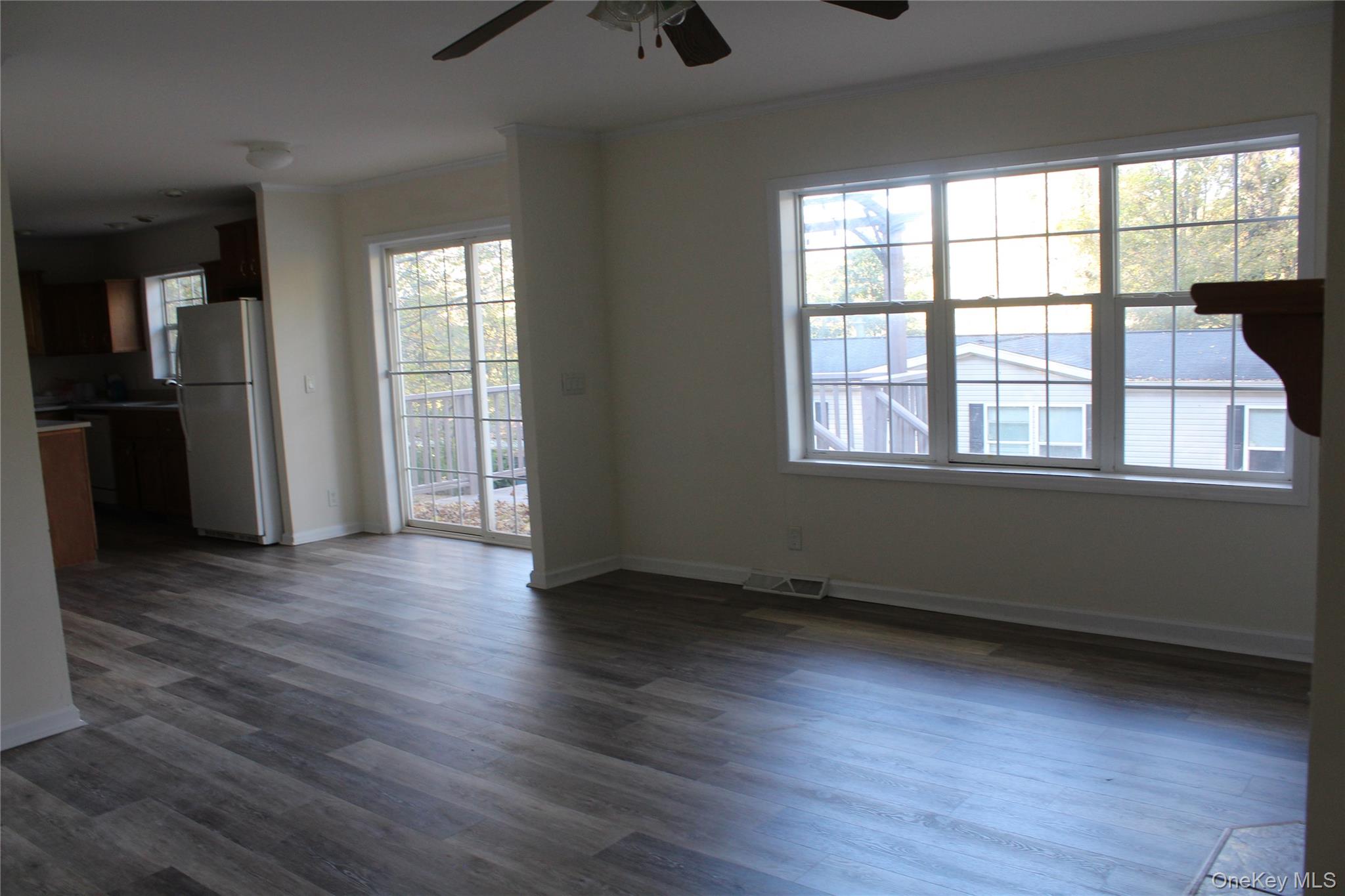 15 Curving Hill Property Photo 7