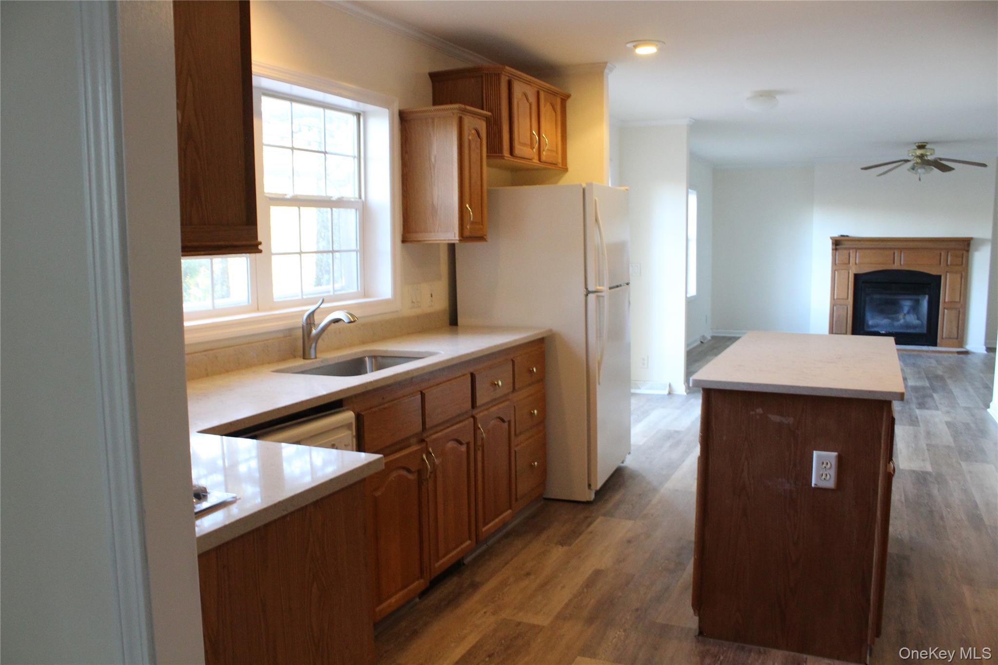 15 Curving Hill Property Photo 8