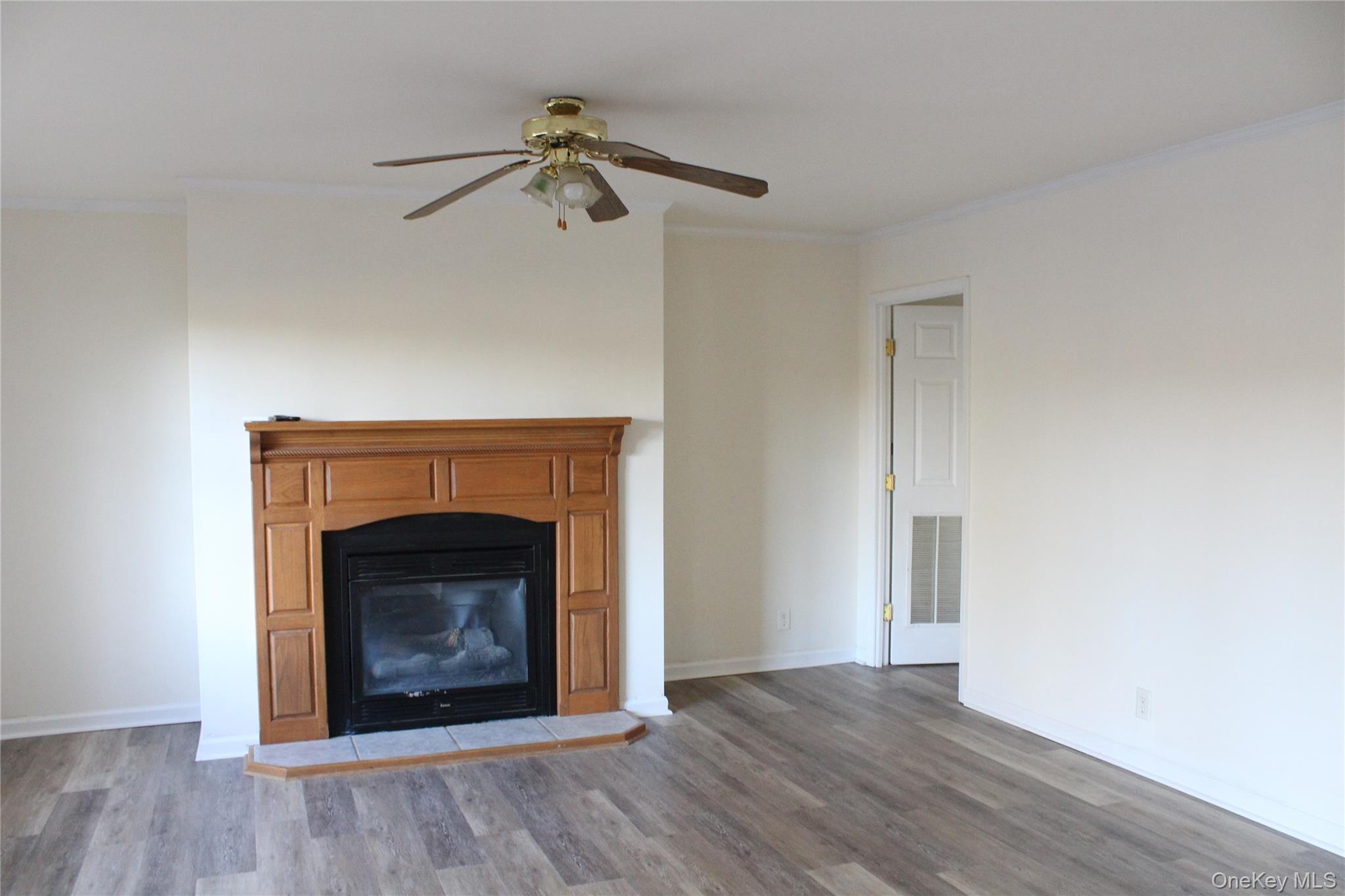 15 Curving Hill Property Photo 10