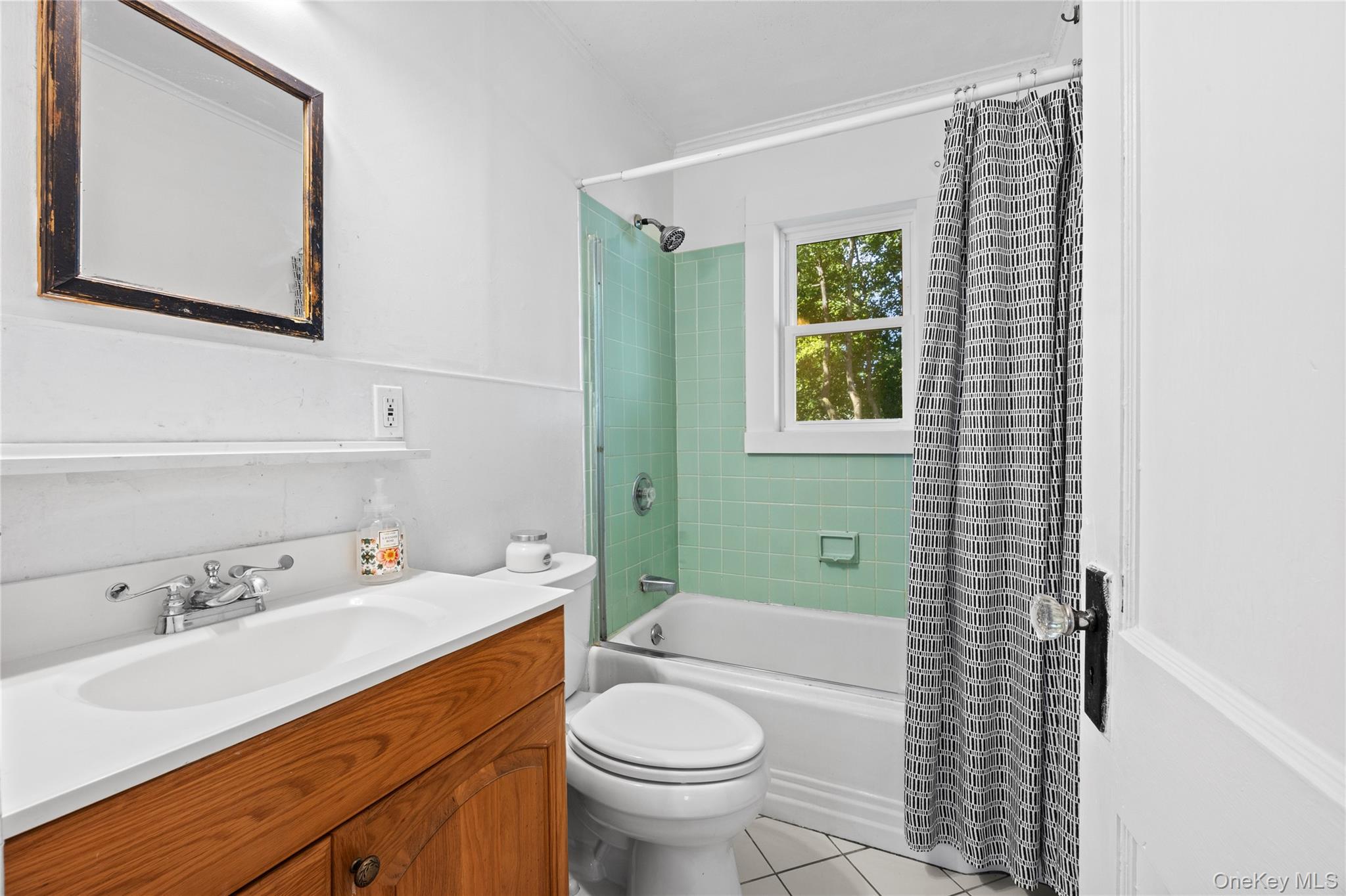 11 Sharon Avenue Property Photo 12