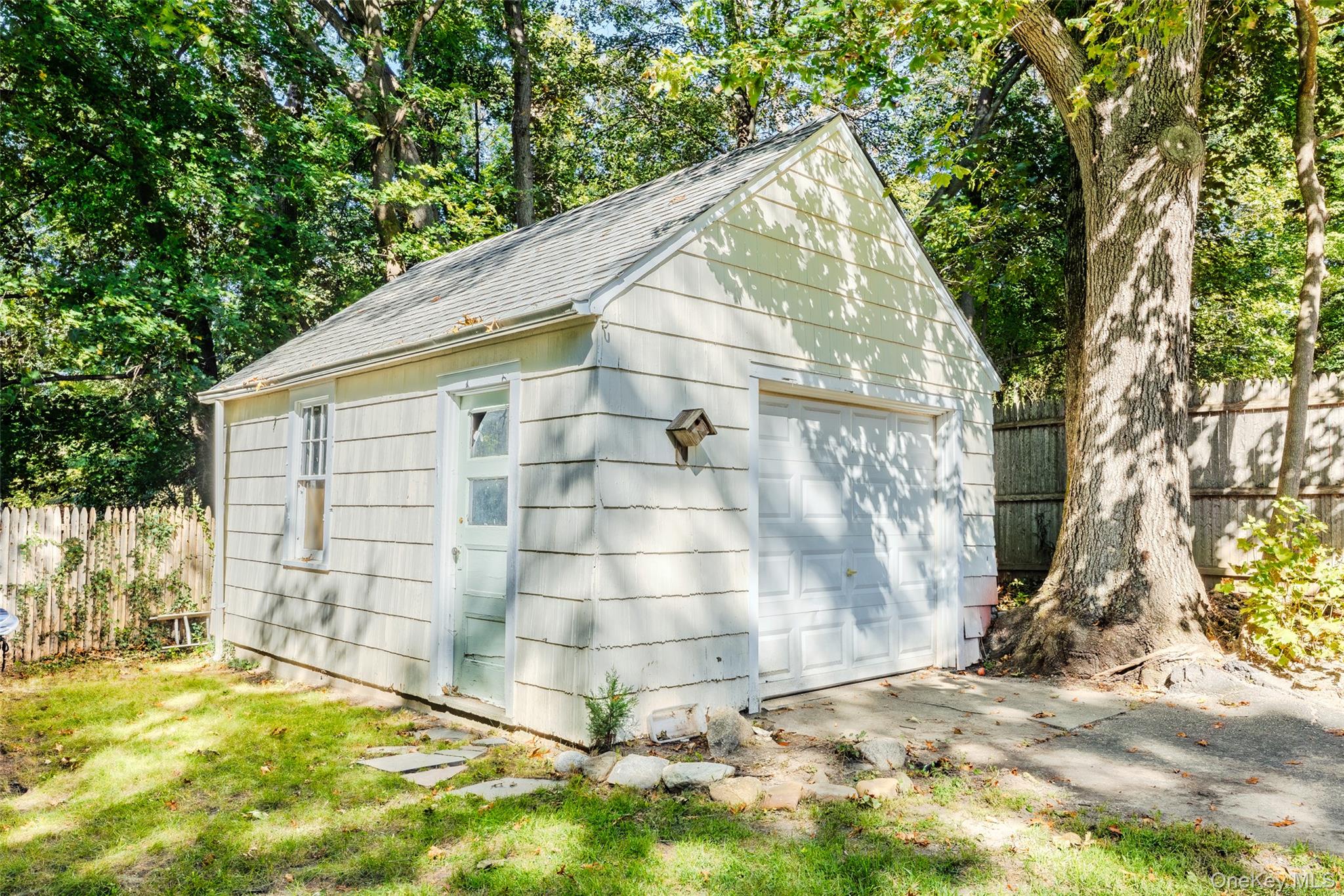 11 Sharon Avenue Property Photo 20