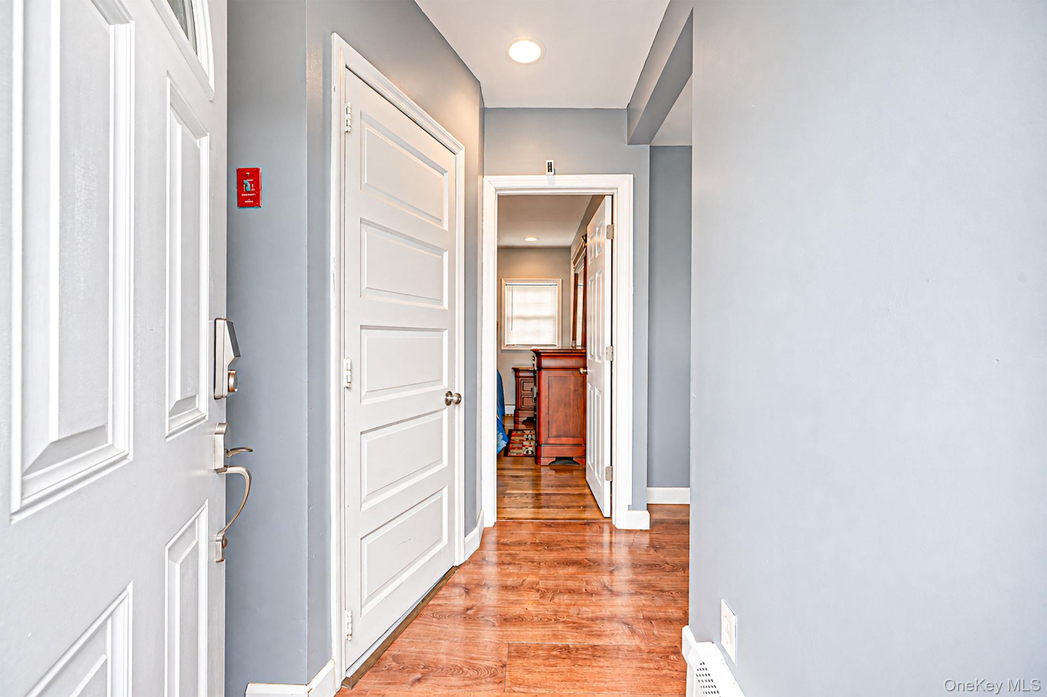 207 Laurelton Drive Property Photo 2