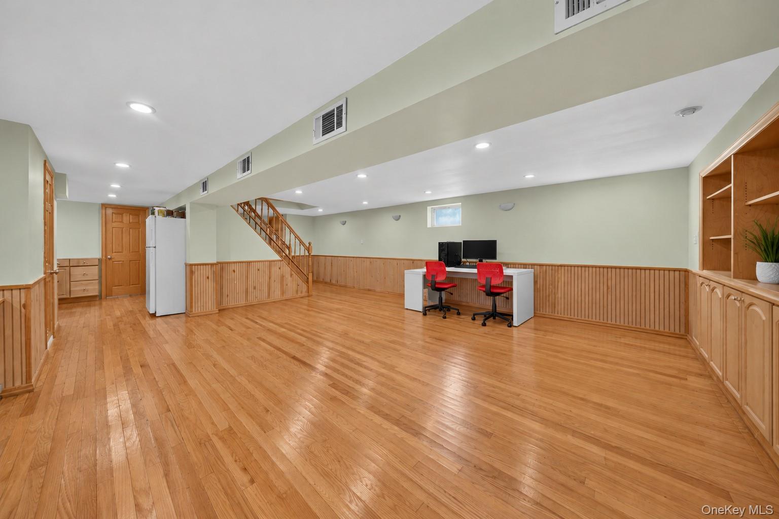 471 Beech Street Property Photo 20