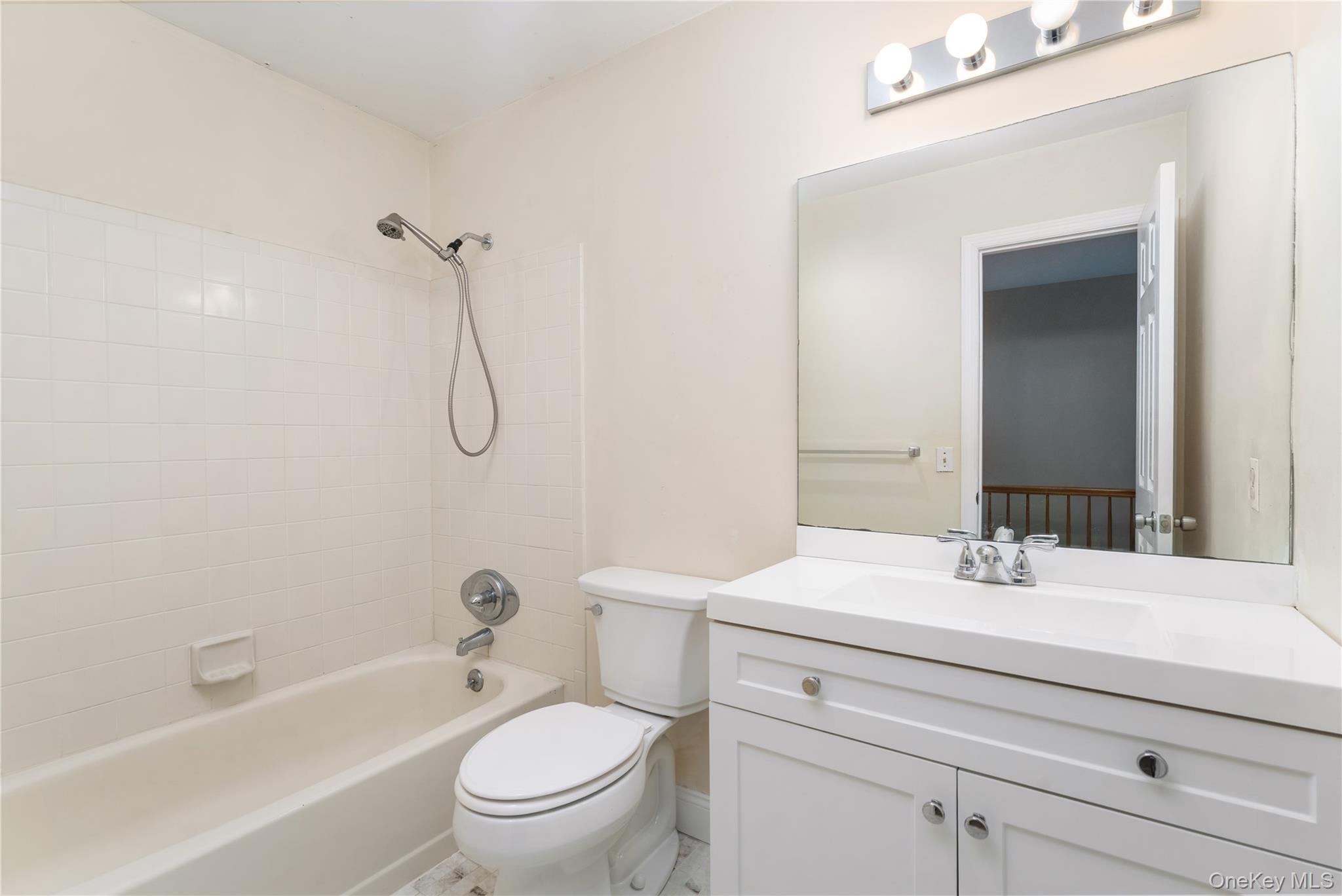702 Sara Circle Property Photo 16