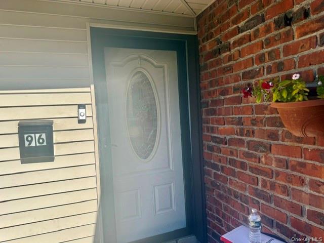 96 Feller Drive Property Photo 3
