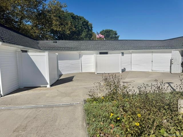 96 Feller Drive Property Photo 21