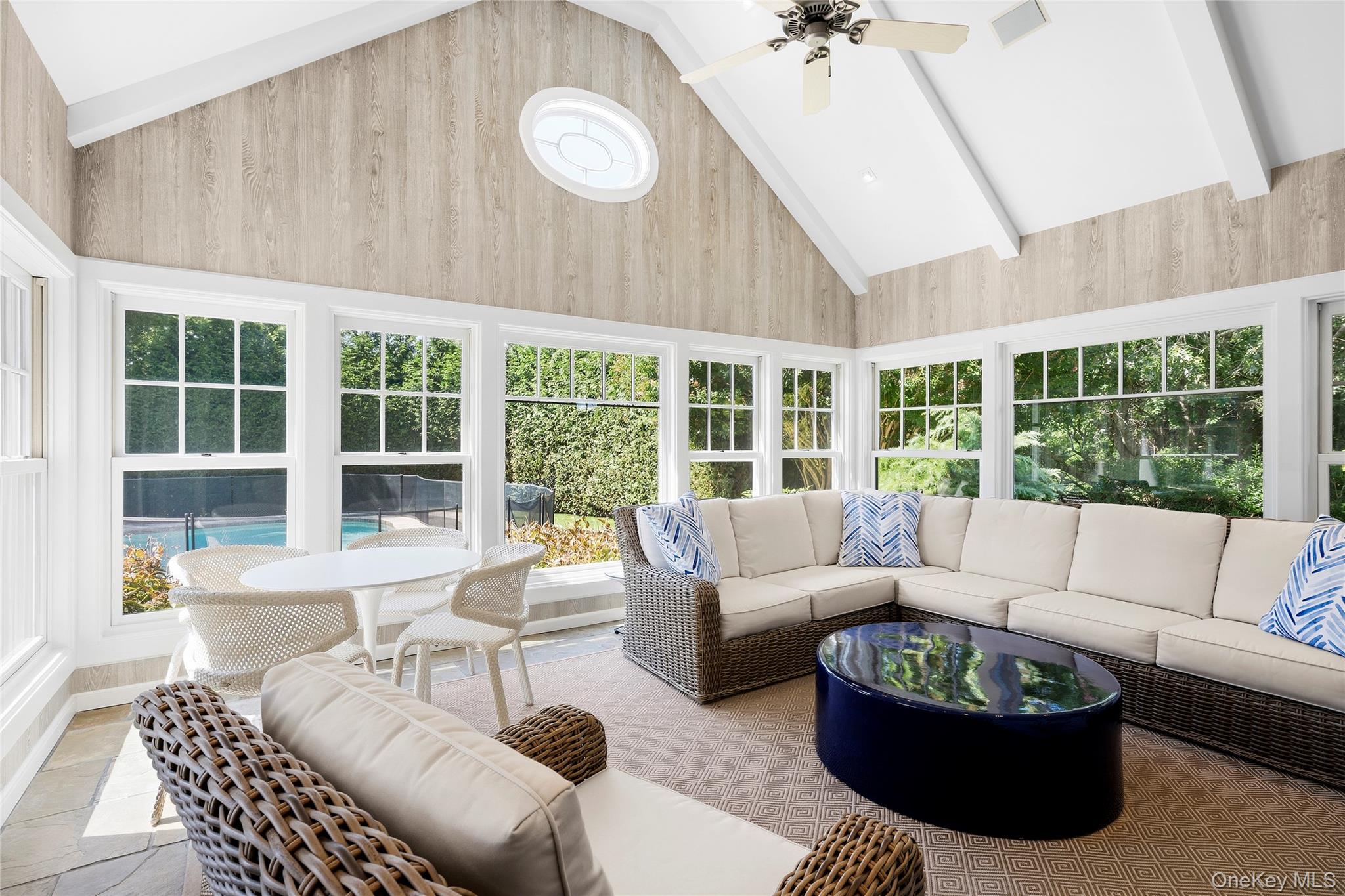 19 Old Meadow Bend Property Photo 8