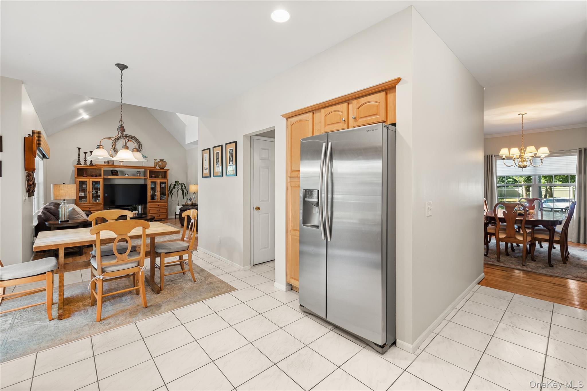 1 Hunting Hill Drive Property Photo 3
