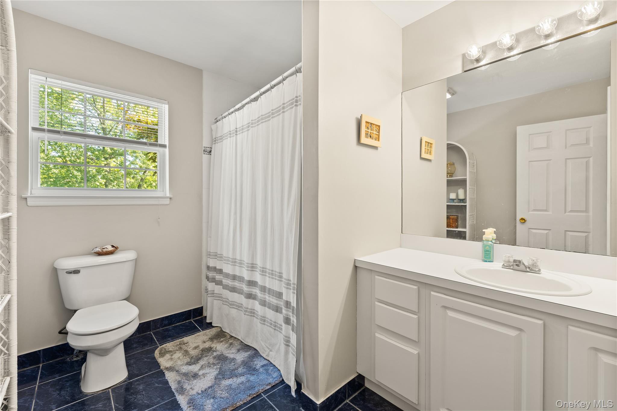 1 Hunting Hill Drive Property Photo 12